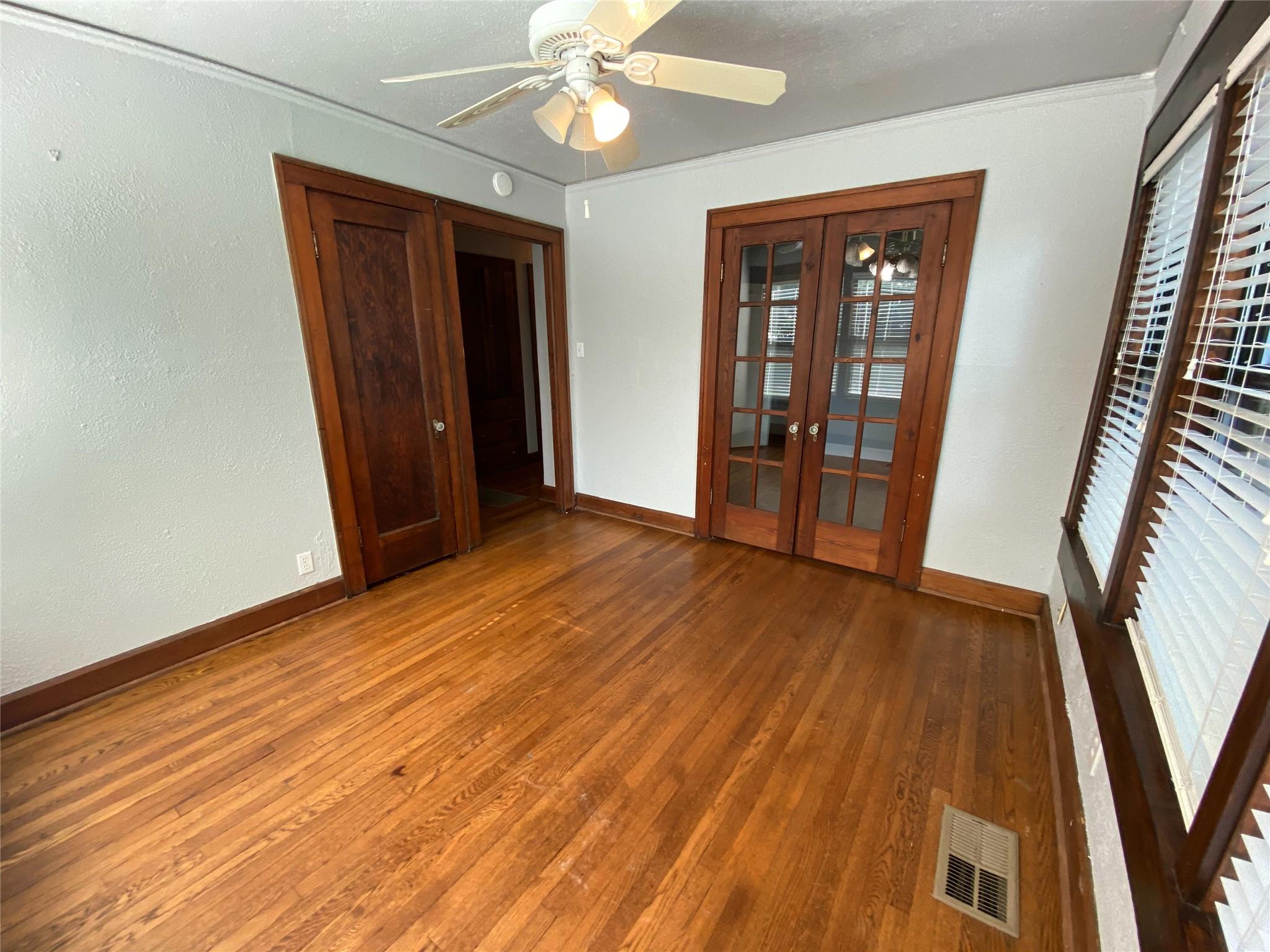 2830 San Gabriel ST Unit: A&B