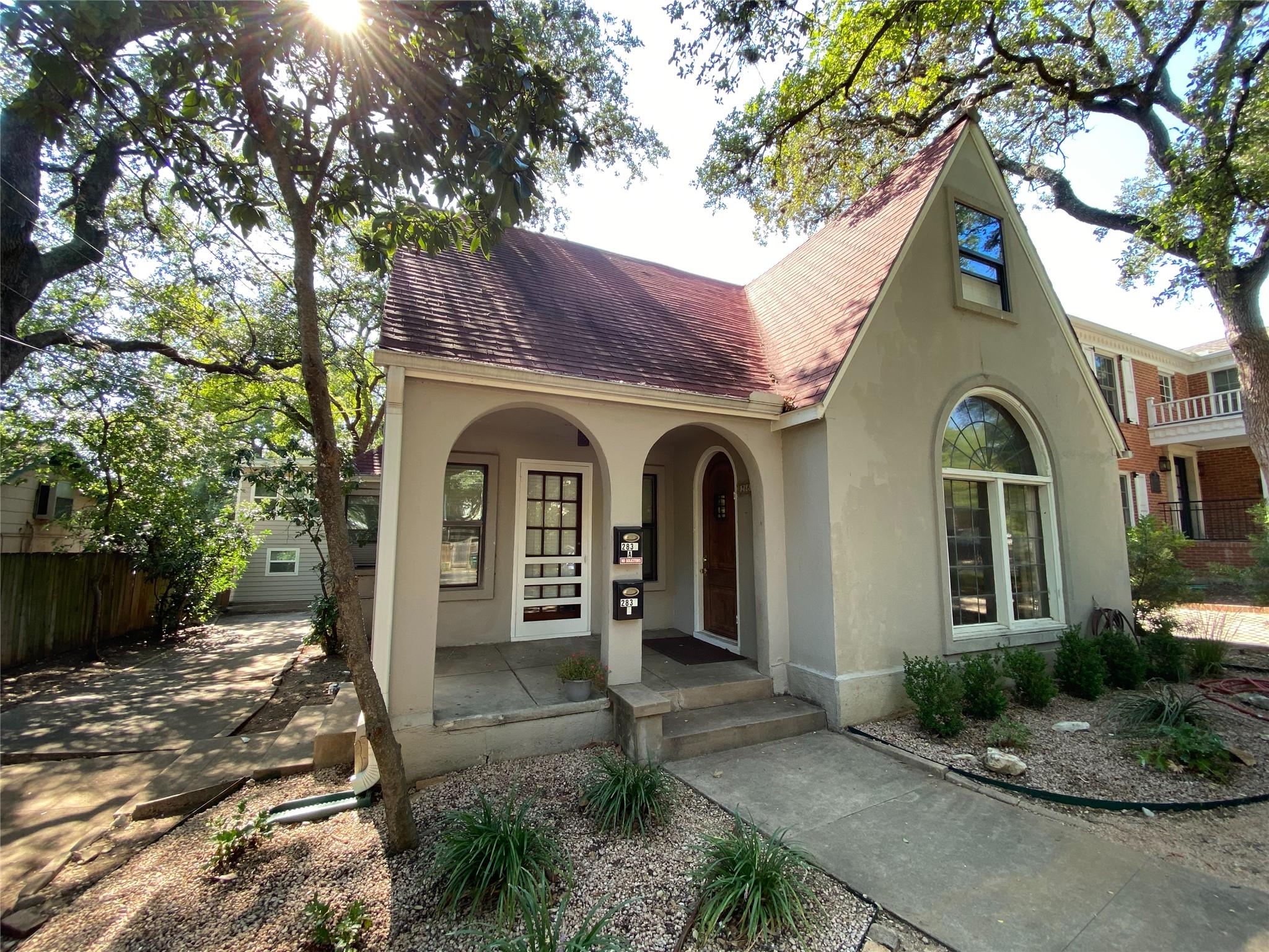 2830 San Gabriel ST Unit: A&B