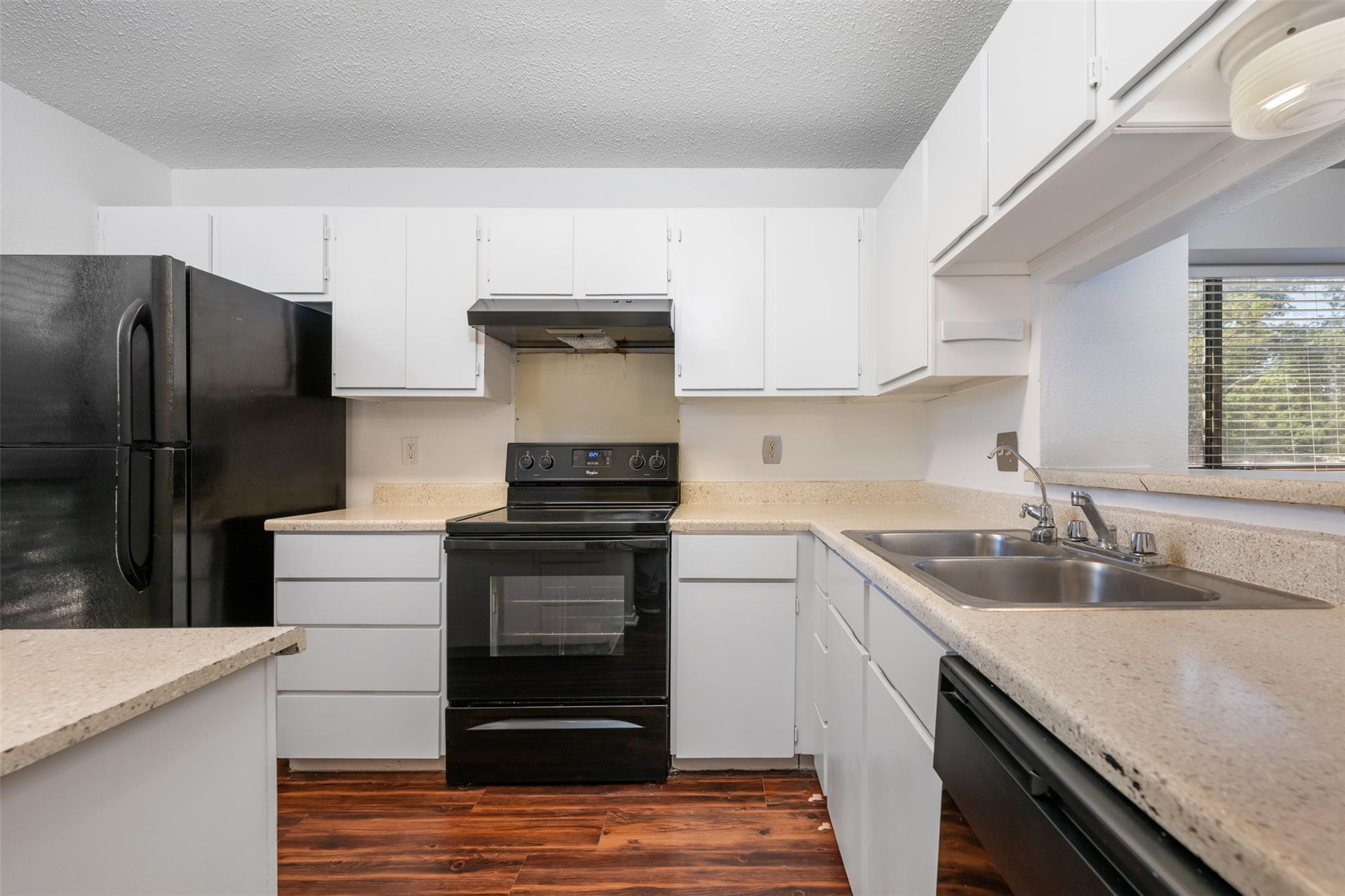 2018 W Rundberg LN # 10A