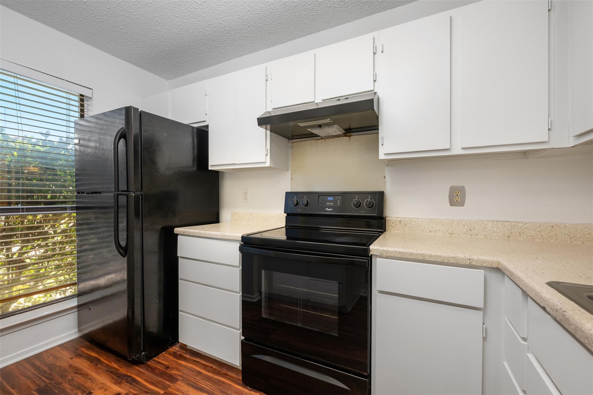 2018 W Rundberg LN # 10A