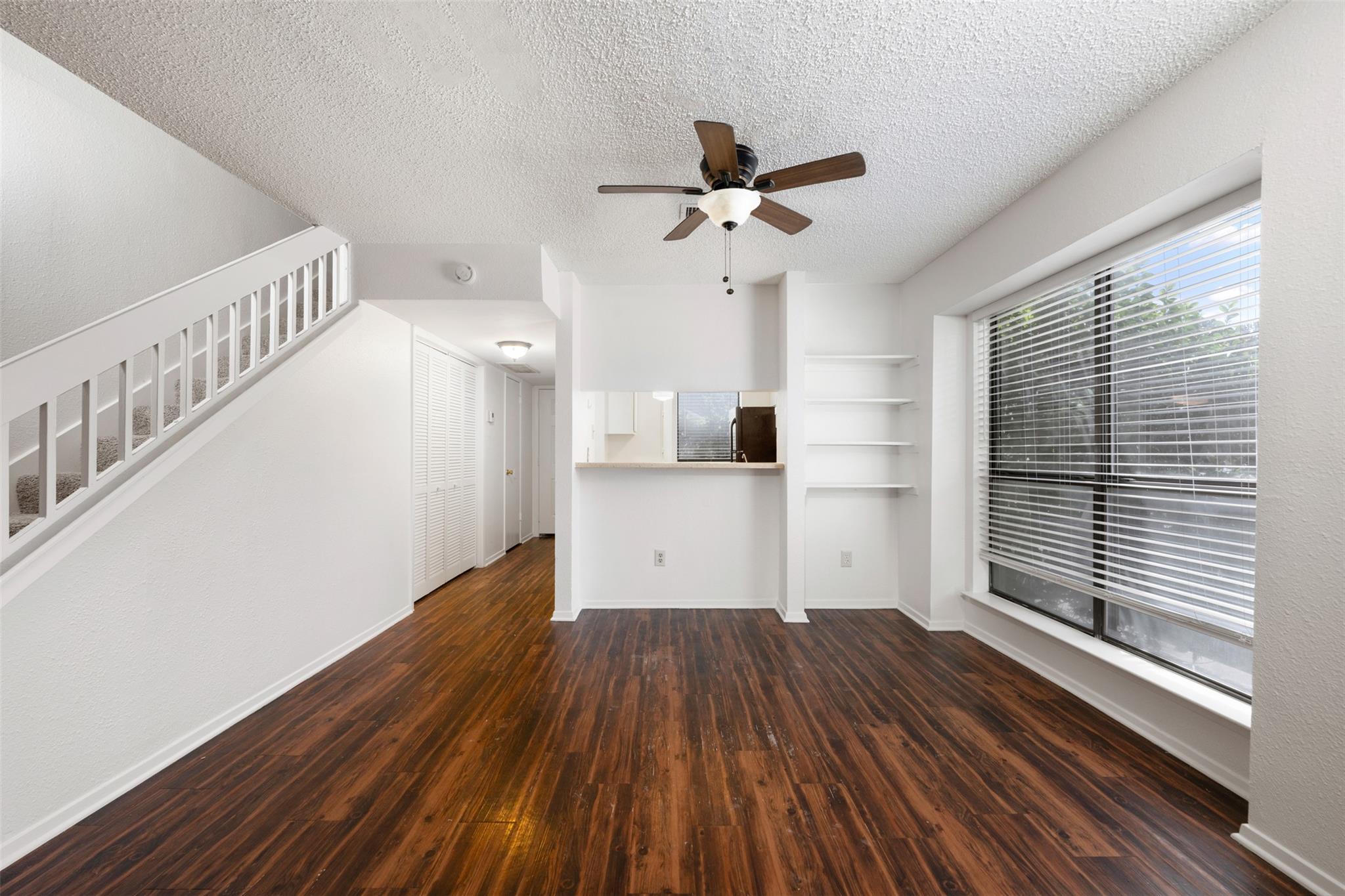 2018 W Rundberg LN # 10A