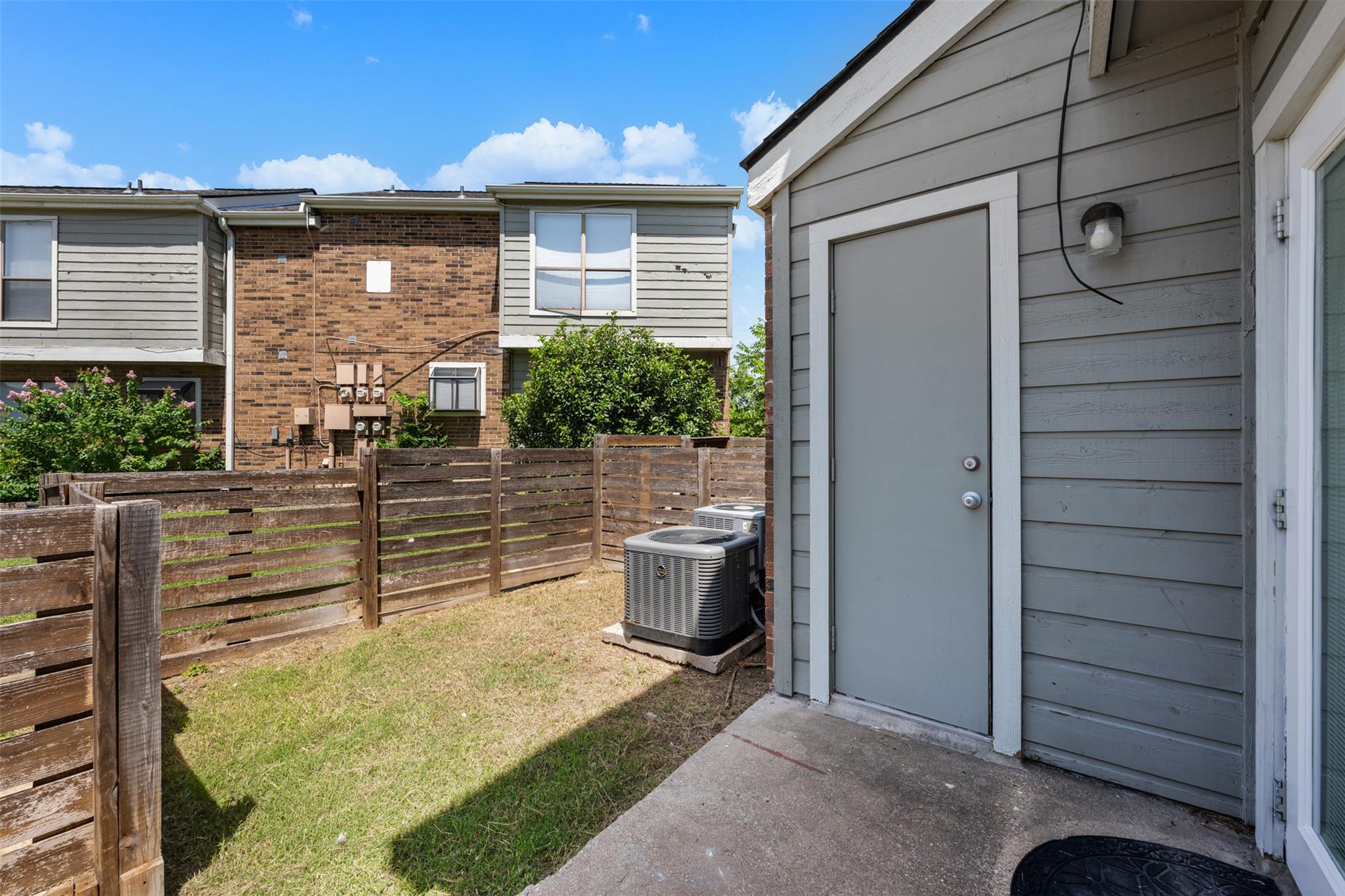 2018 W Rundberg LN # 10A
