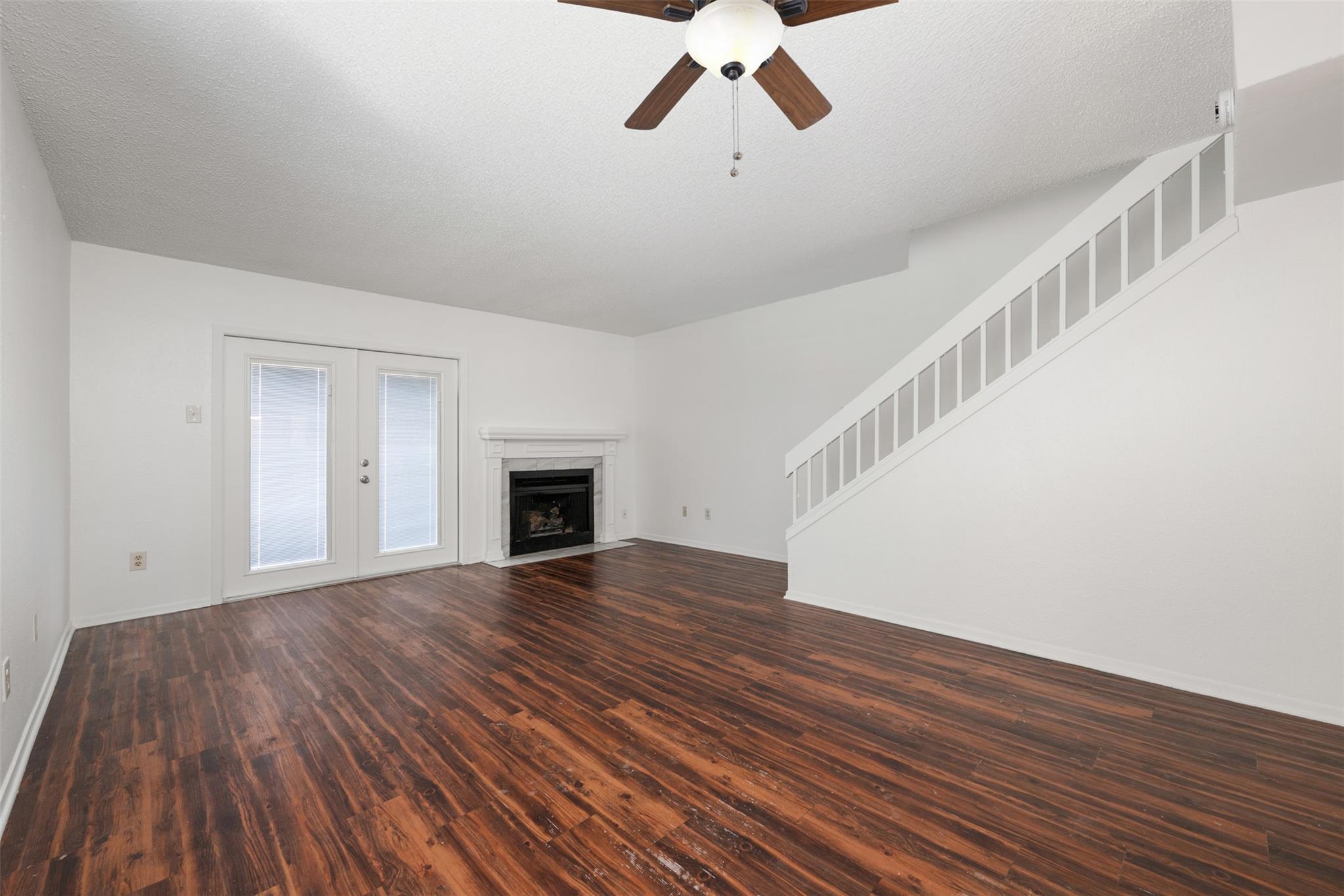2018 W Rundberg LN # 10A