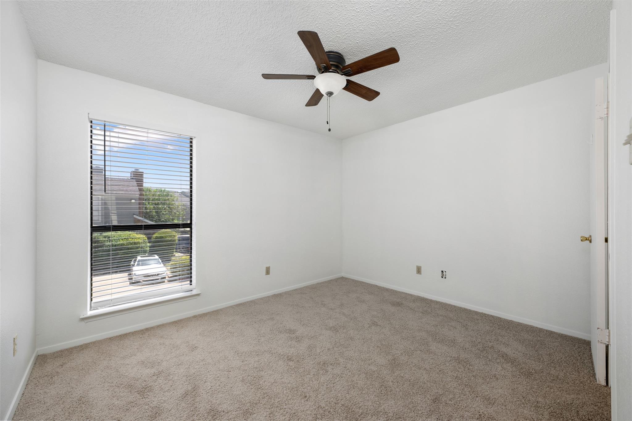 2018 W Rundberg LN # 10A