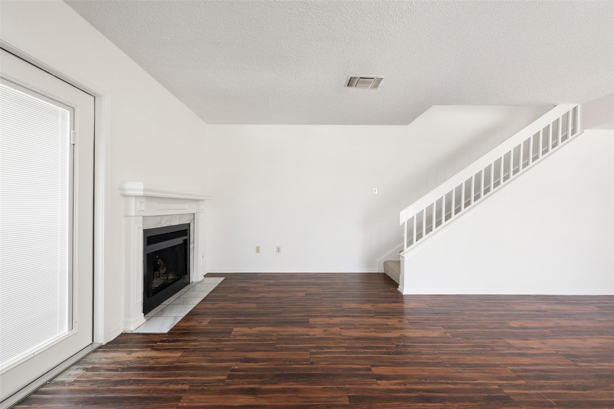 2018 W Rundberg LN # 10A