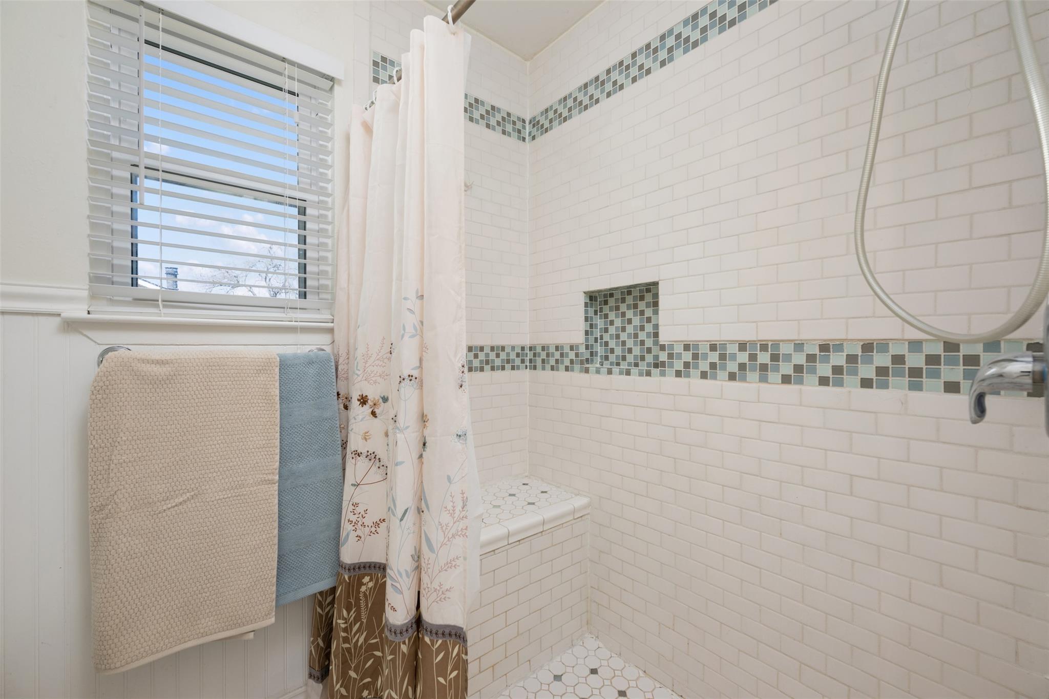 1408 Doonesbury DR