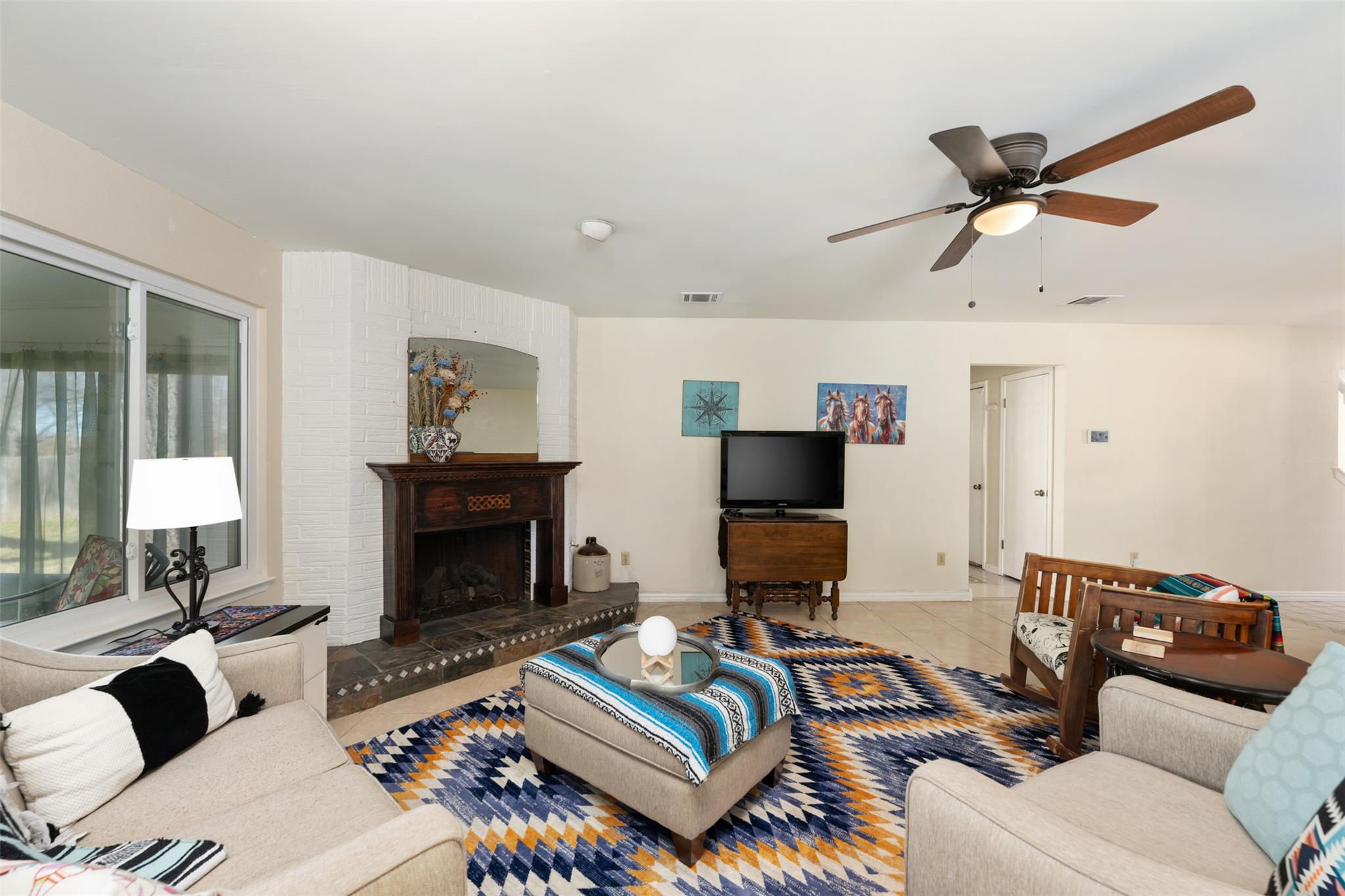 1408 Doonesbury DR