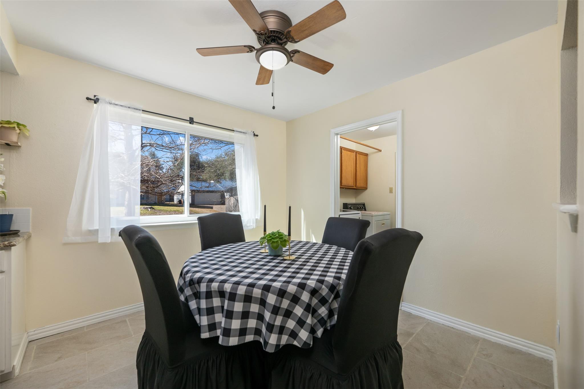 1408 Doonesbury DR
