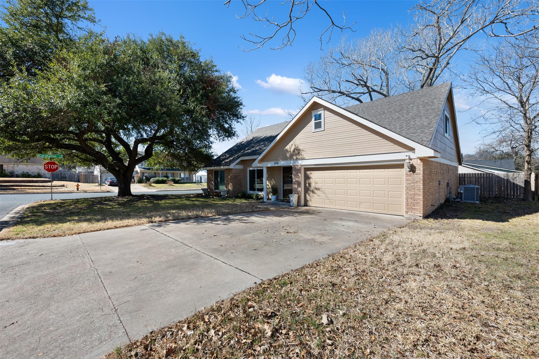 1408 Doonesbury DR