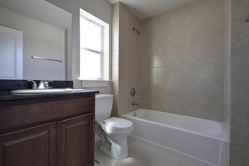 921 E 37 ST Unit: A&B