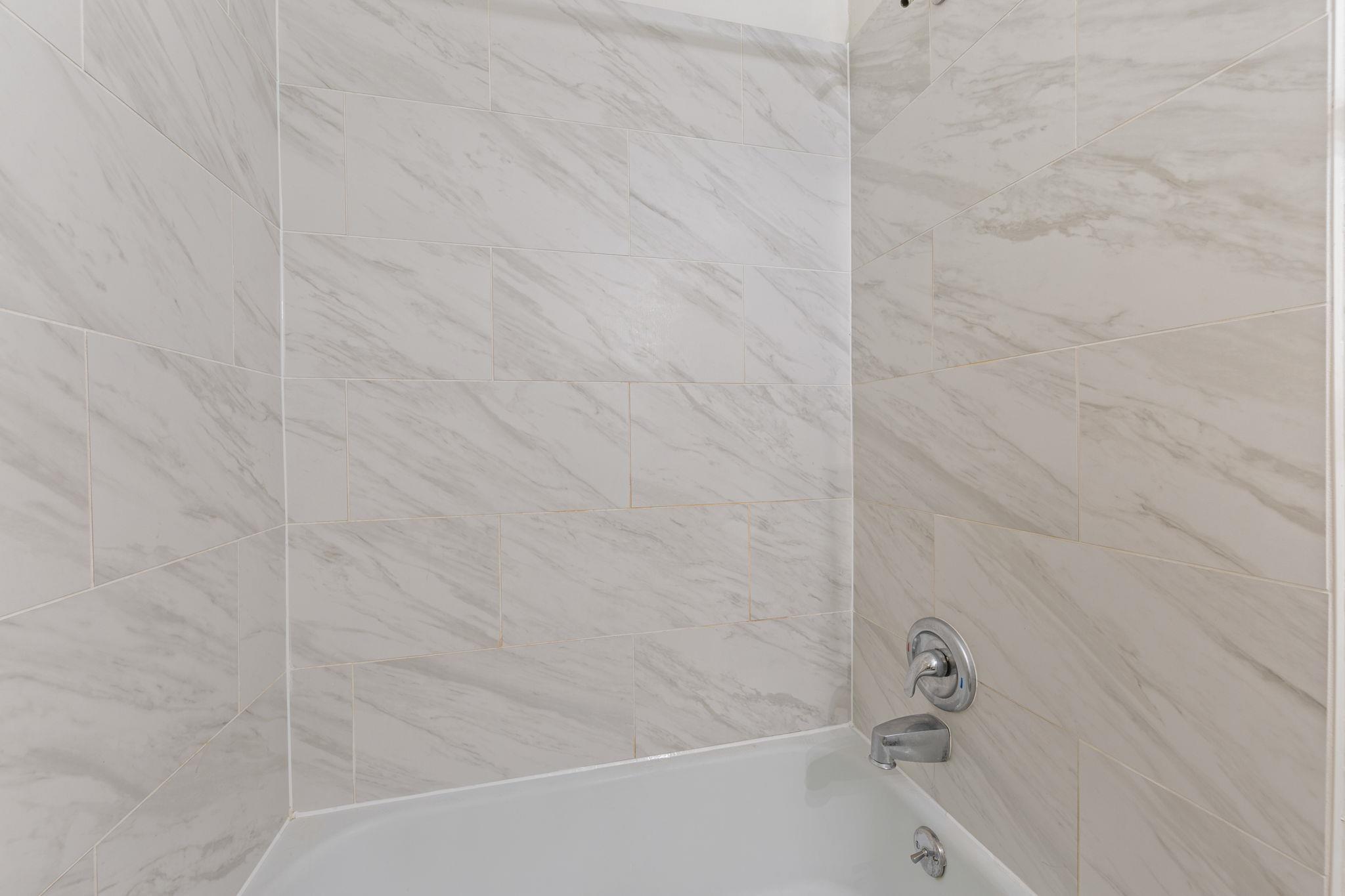 1907 Fairlawn LN # 2