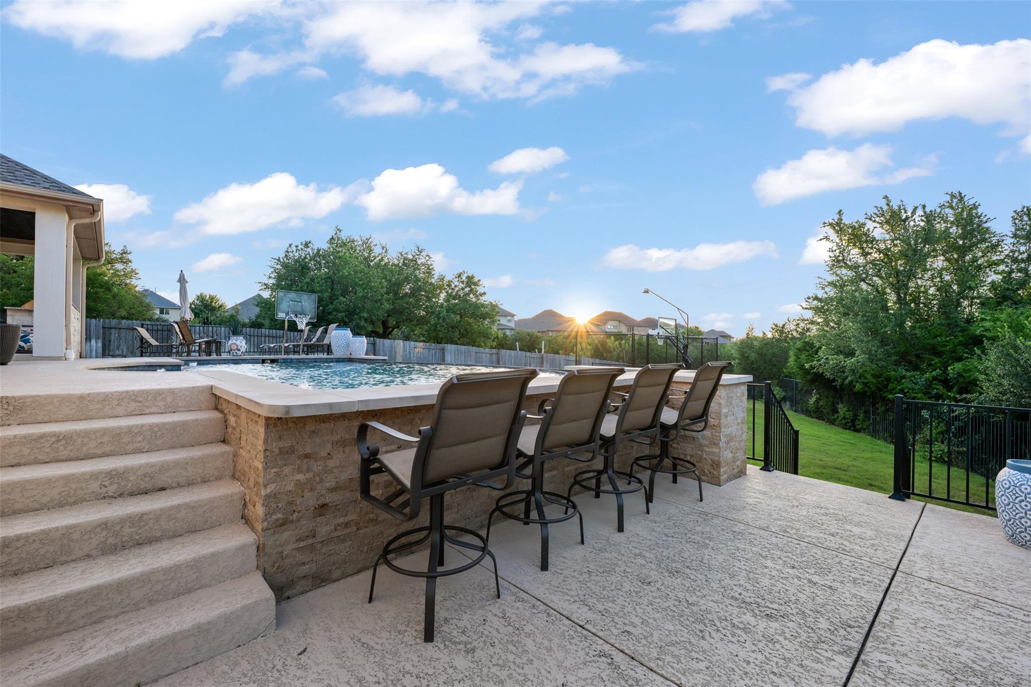 2001 Long Bow DR