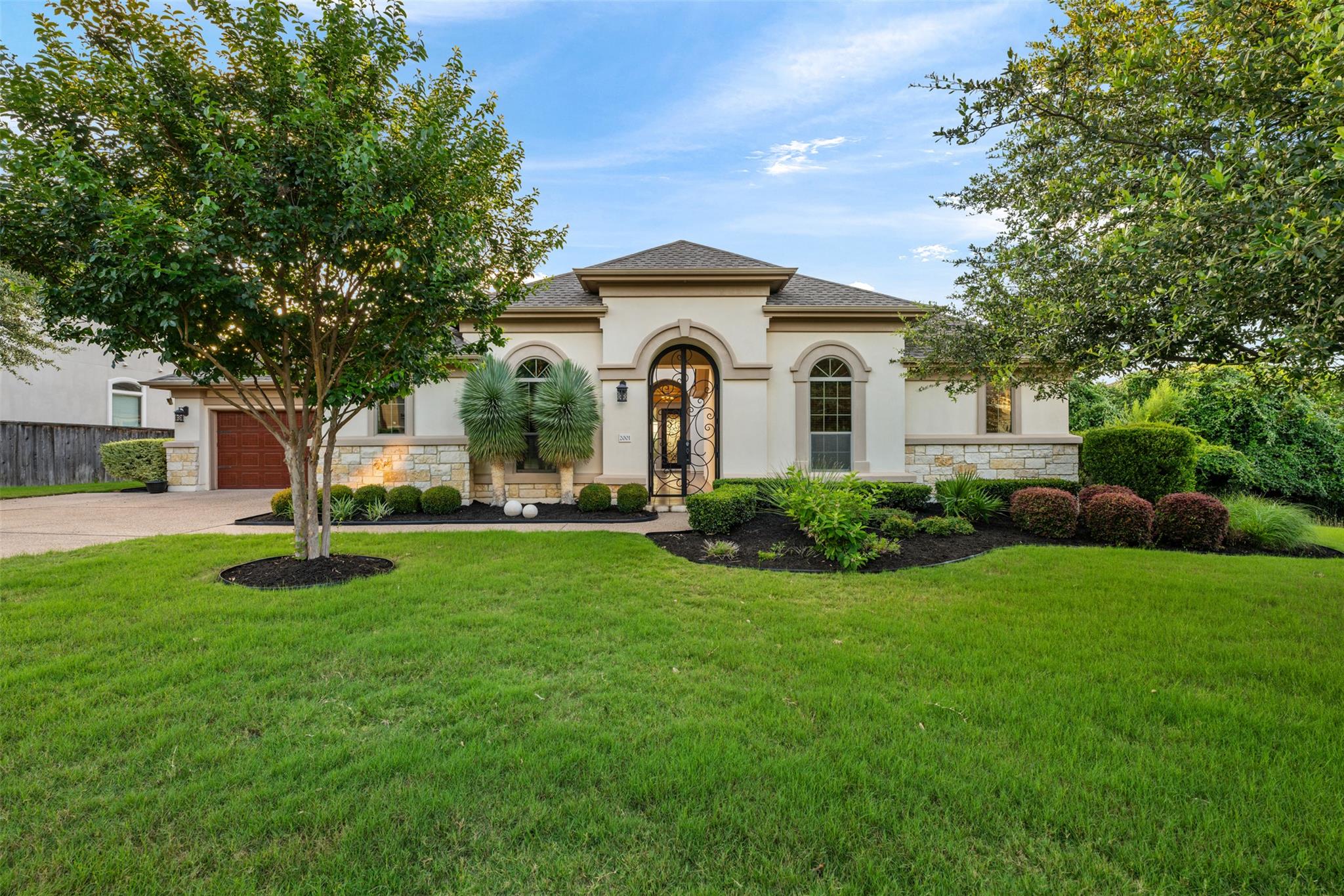 2001 Long Bow DR