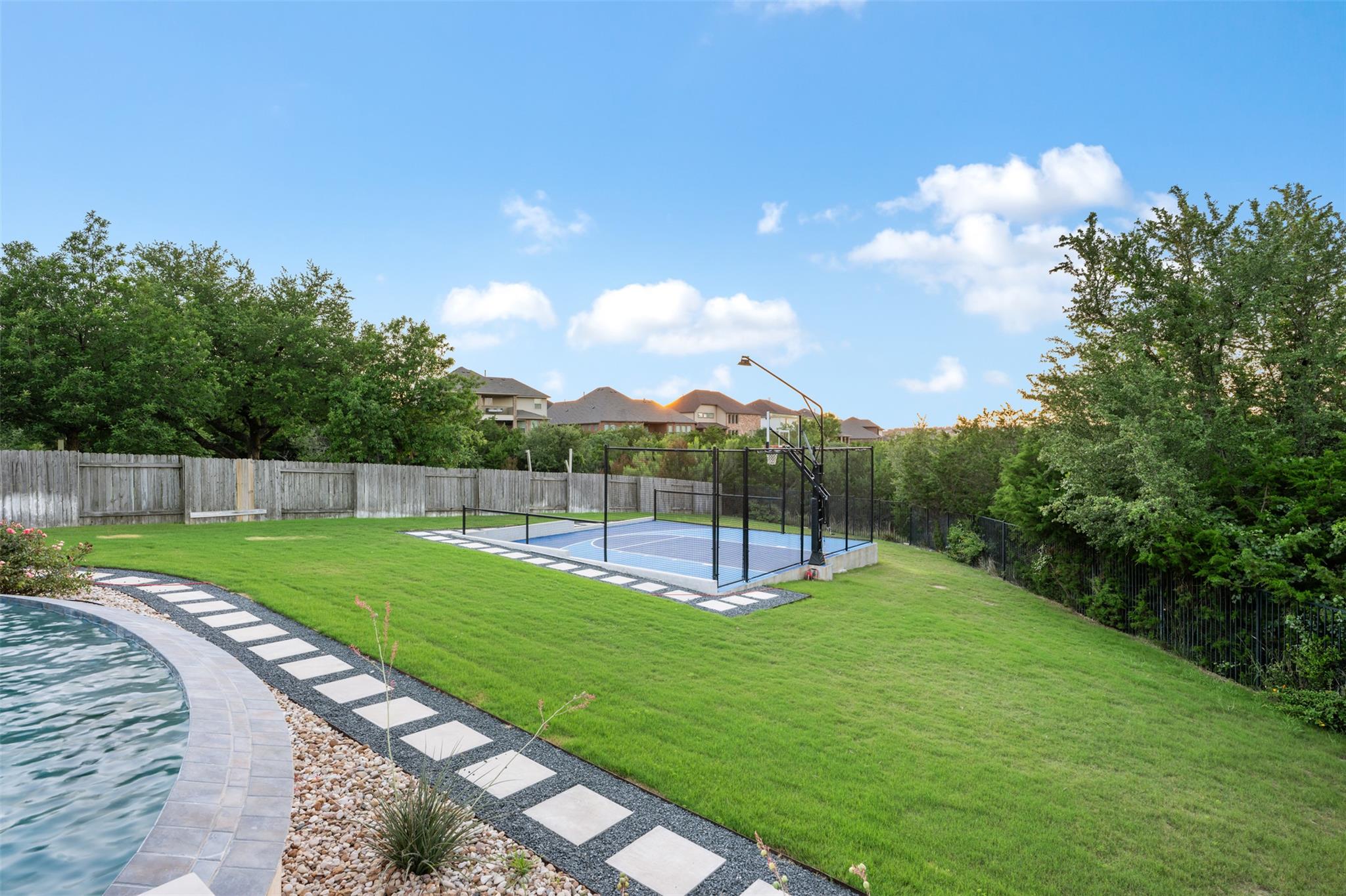 2001 Long Bow DR