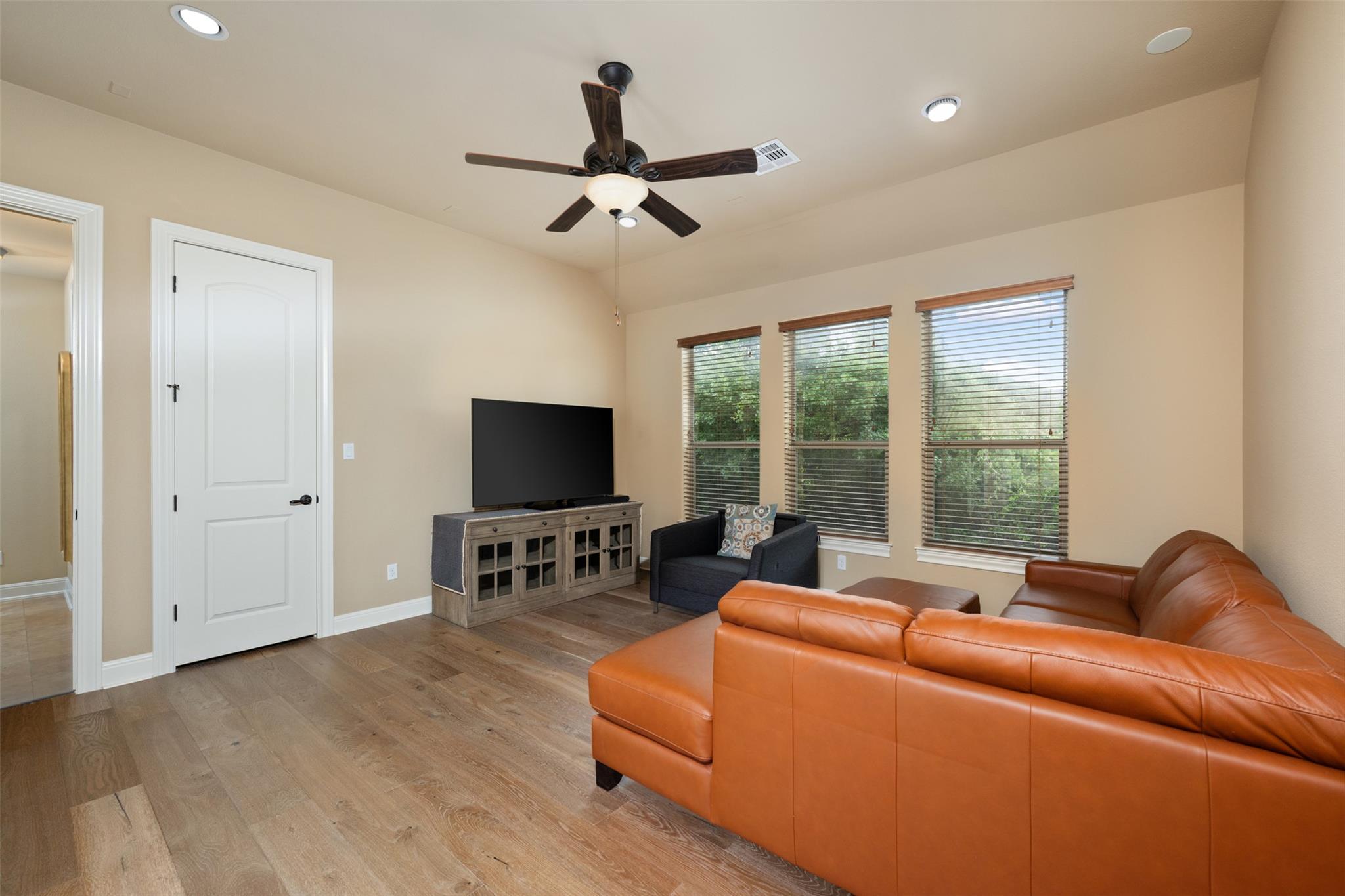 2001 Long Bow DR