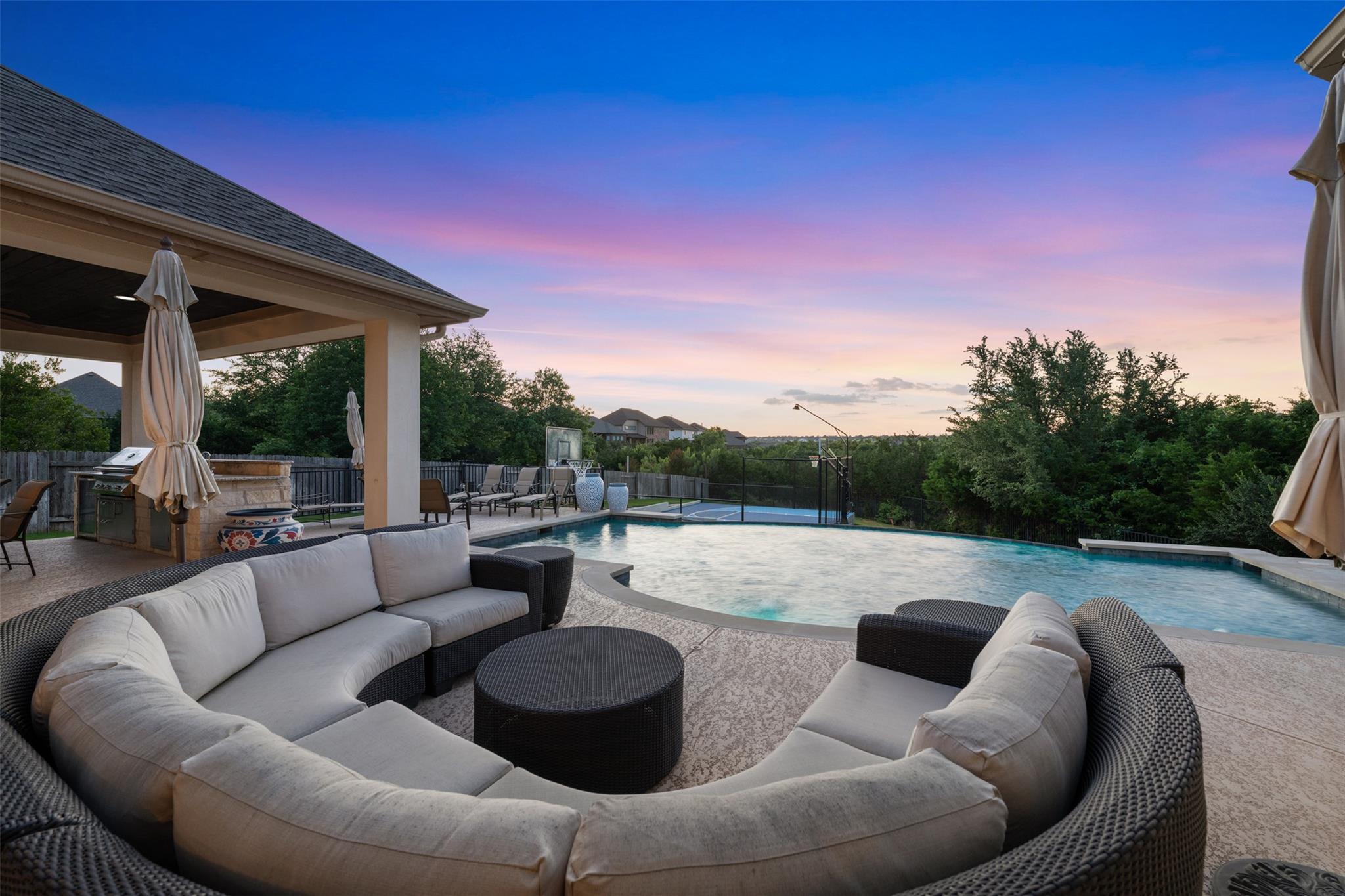 2001 Long Bow DR