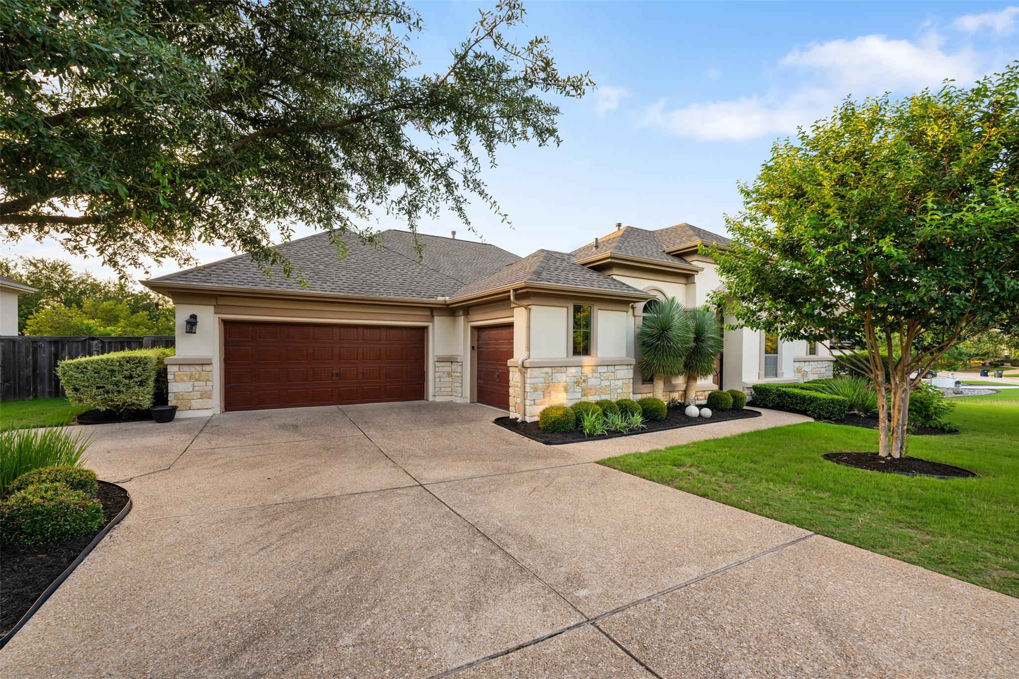 2001 Long Bow DR