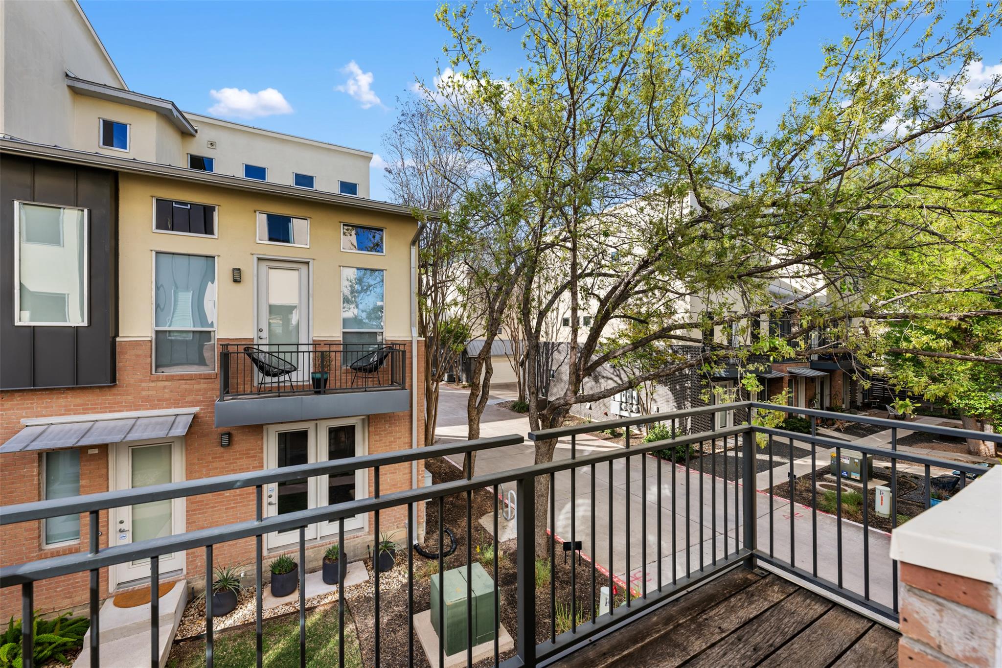 1209 Kinney Ave # D