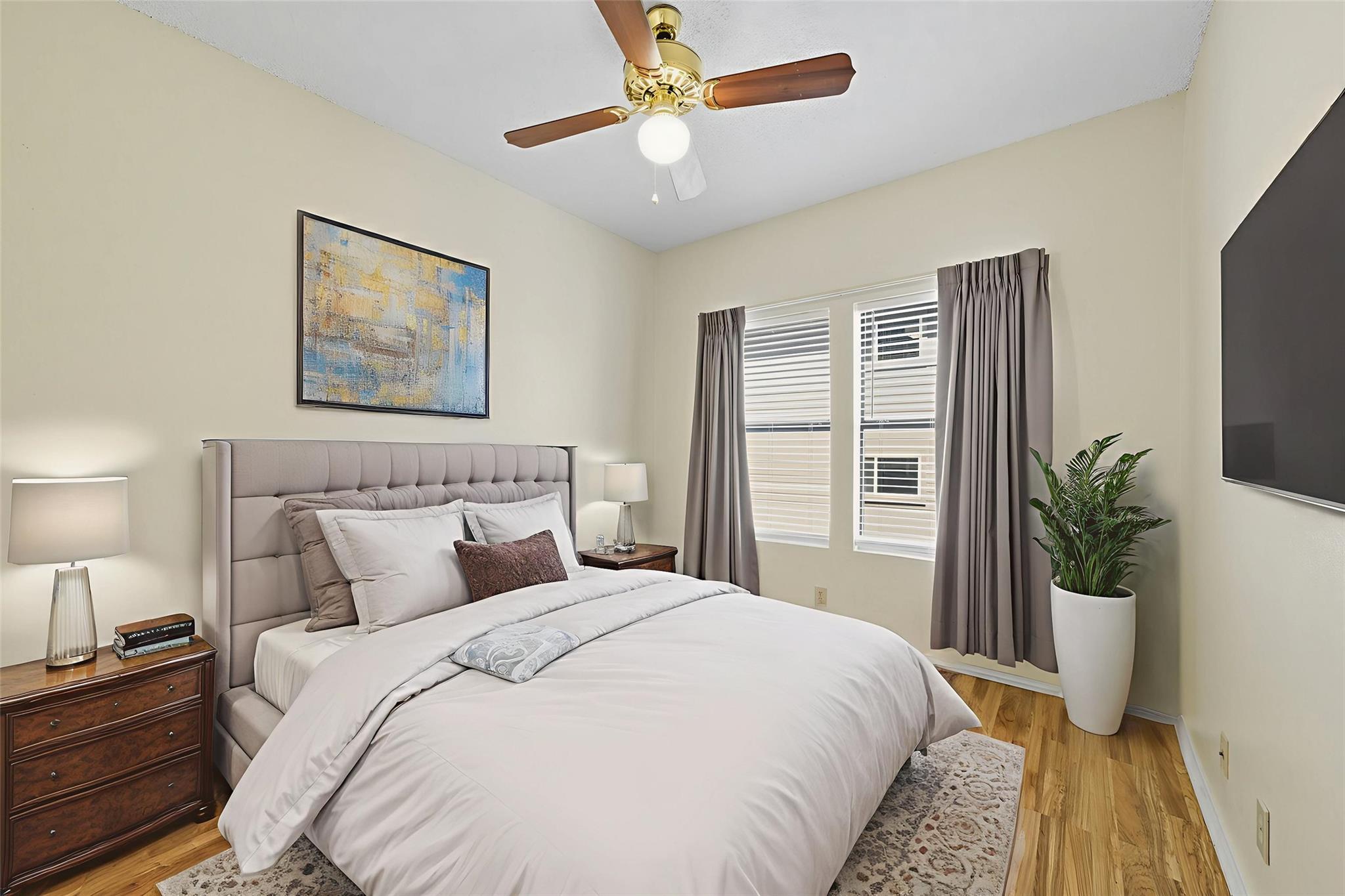 2804 Rio Grande ST # 205