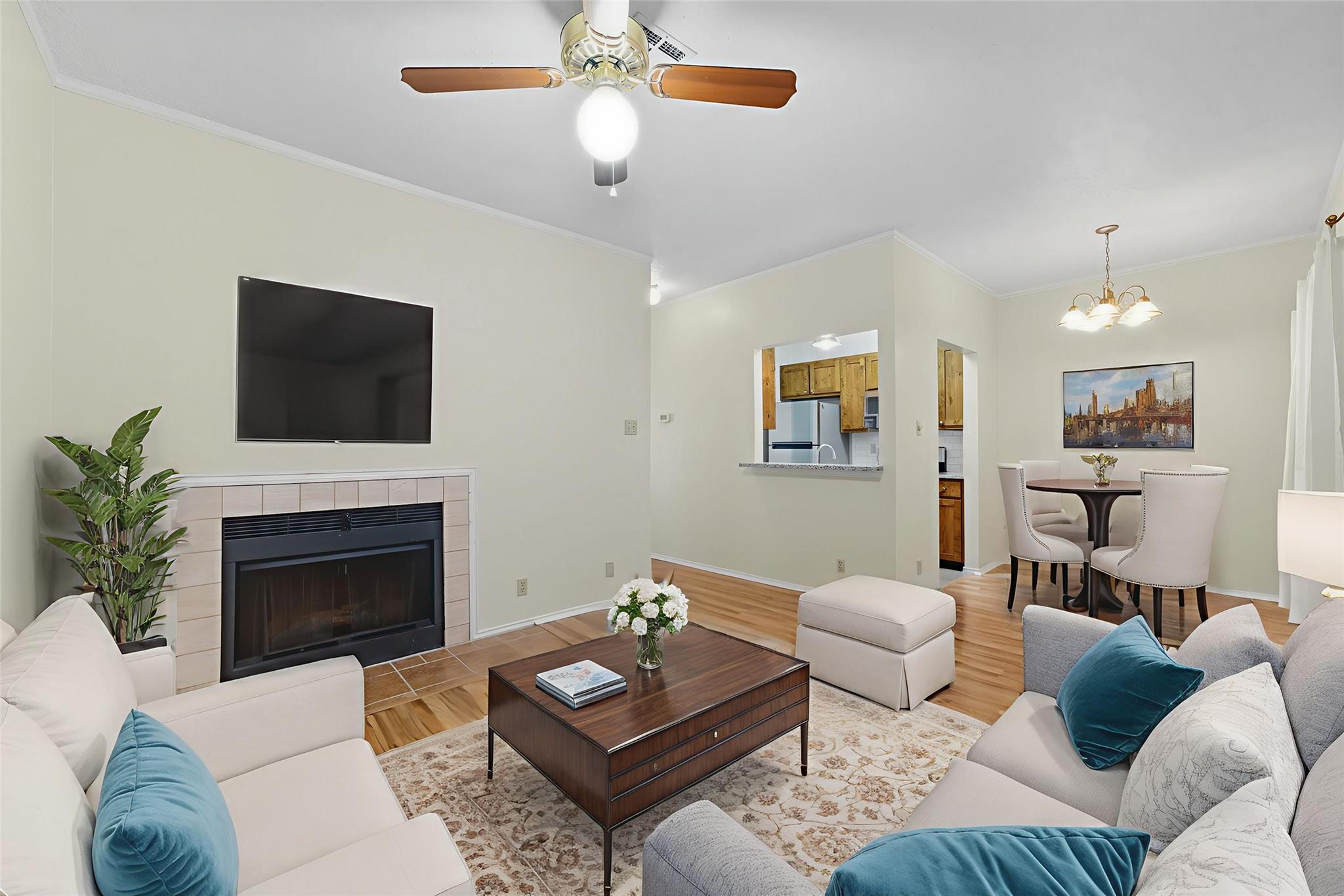 2804 Rio Grande ST # 205