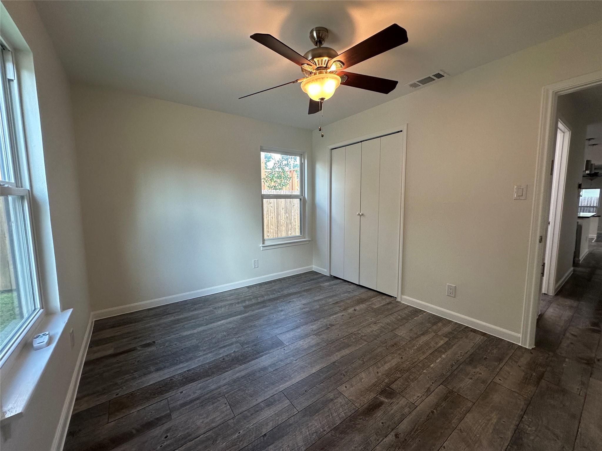 908 Plateau CIR