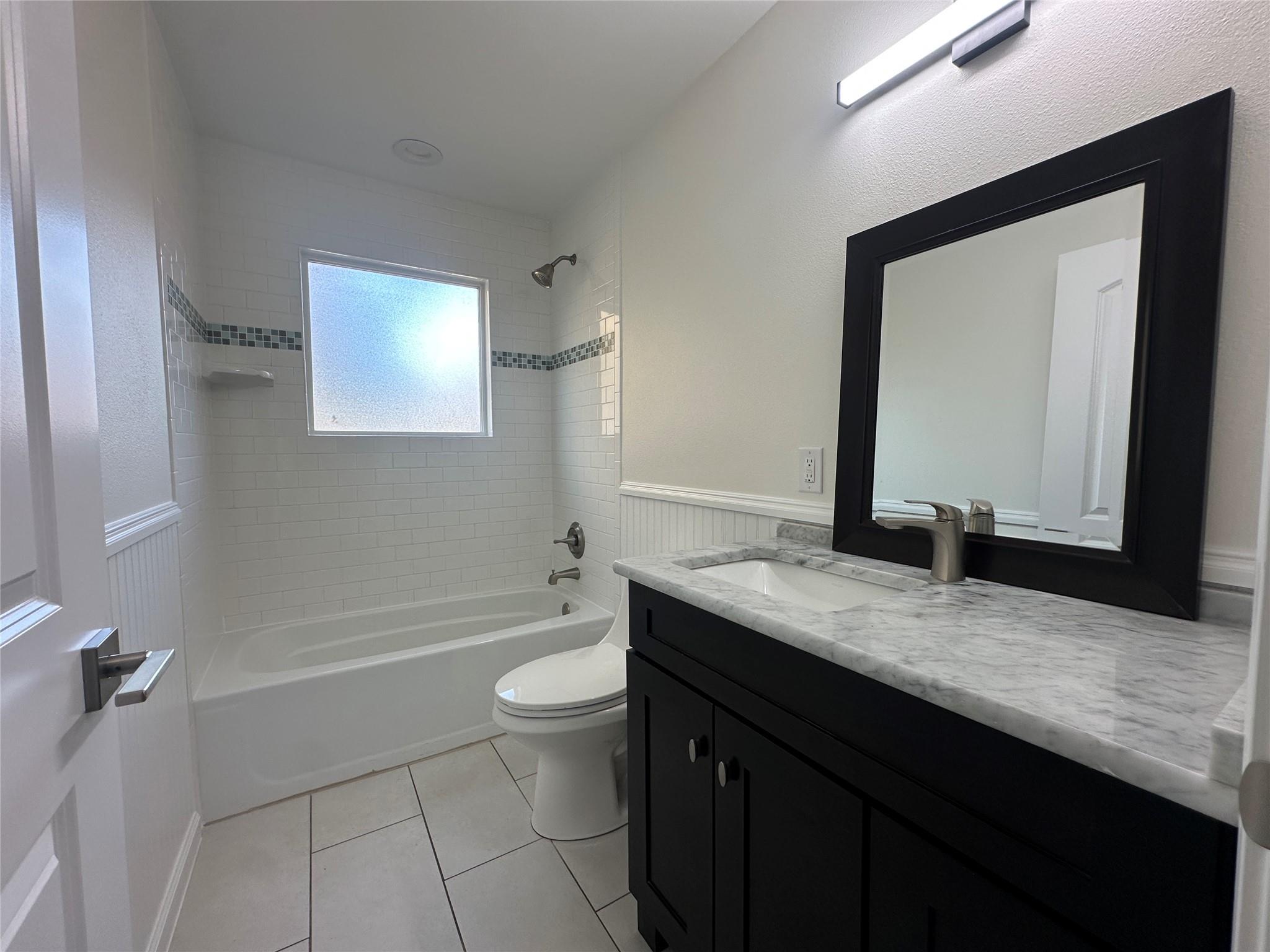 908 Plateau CIR