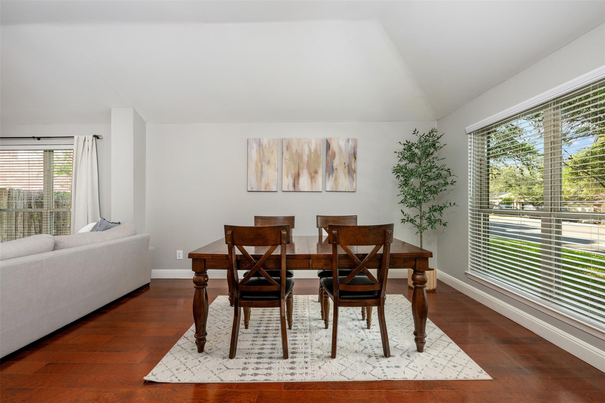 6115 Back Bay LN