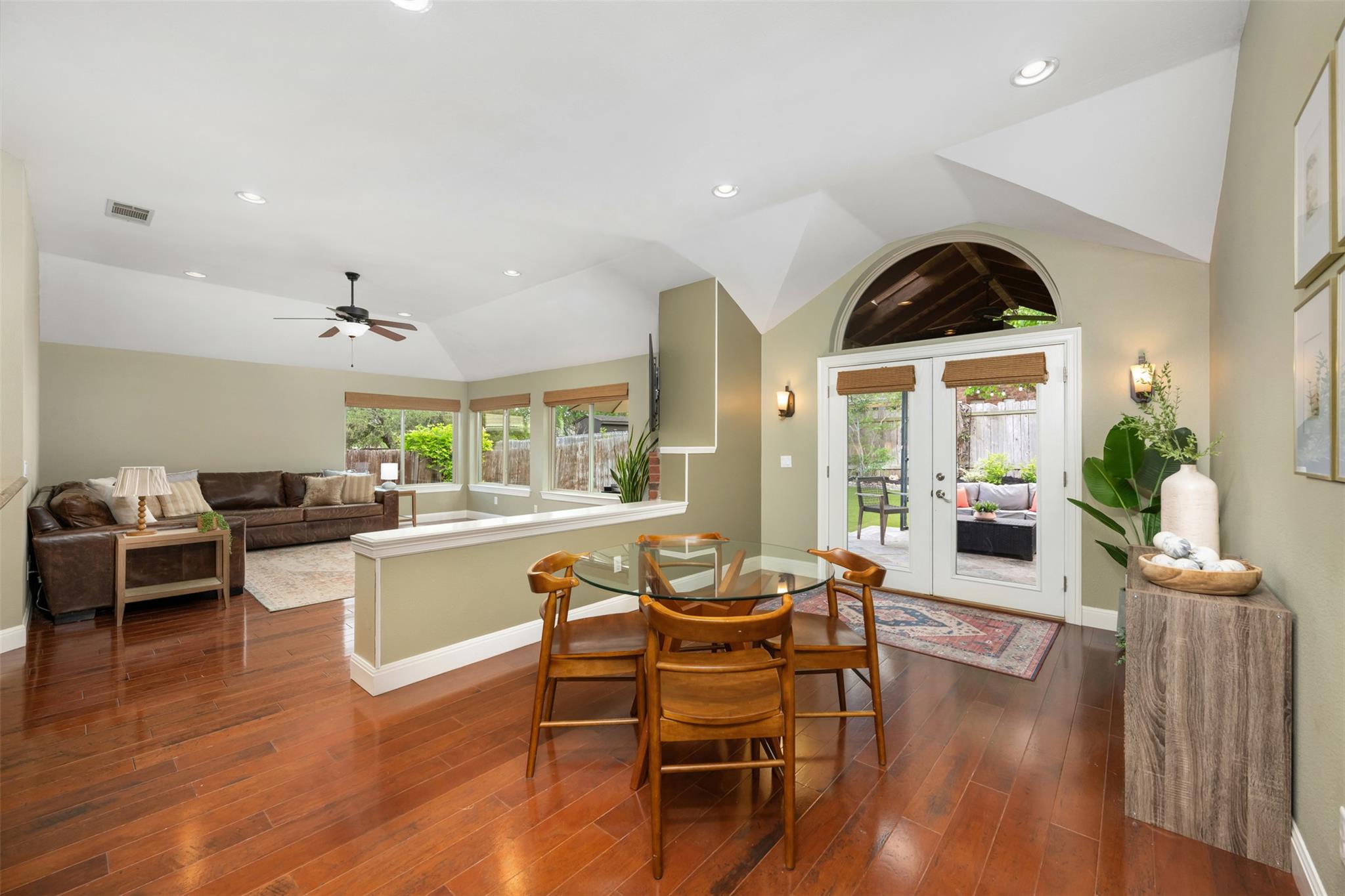 6115 Back Bay LN