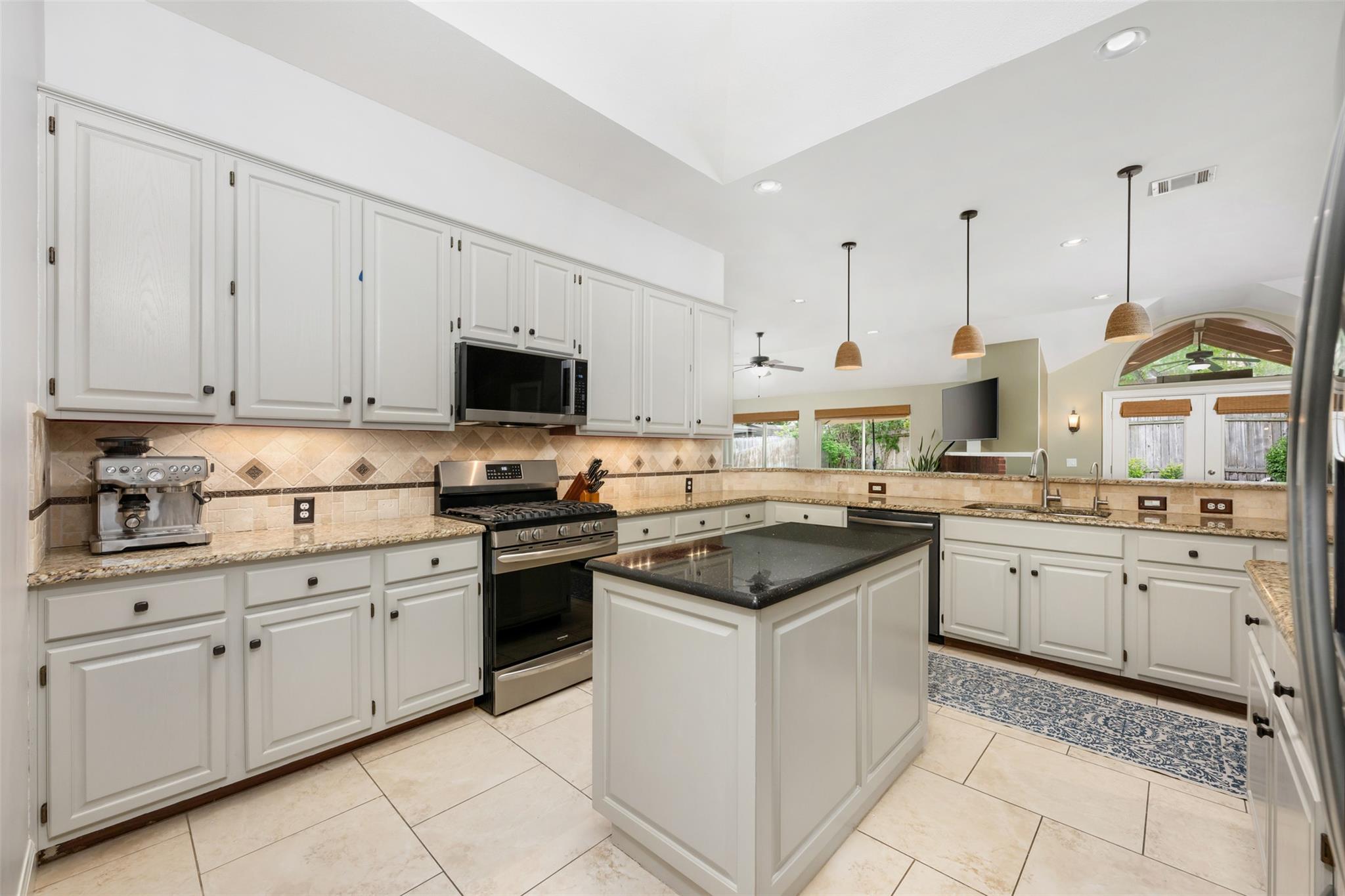 6115 Back Bay LN