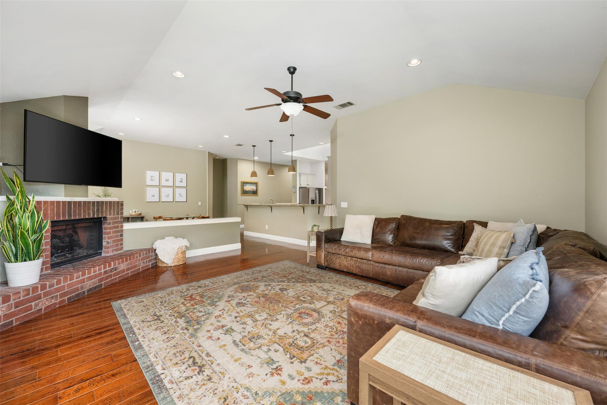6115 Back Bay LN