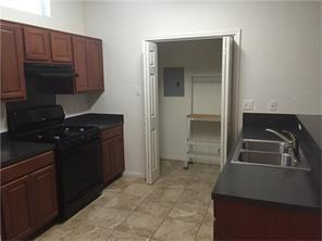 2712 San Pedro ST # A