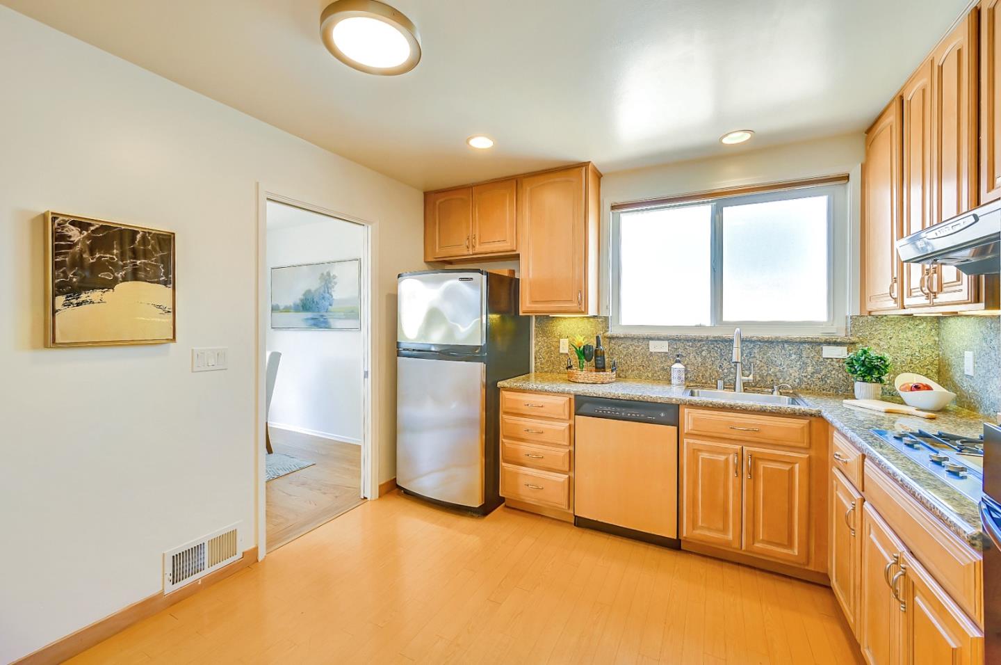294 Canyon DR