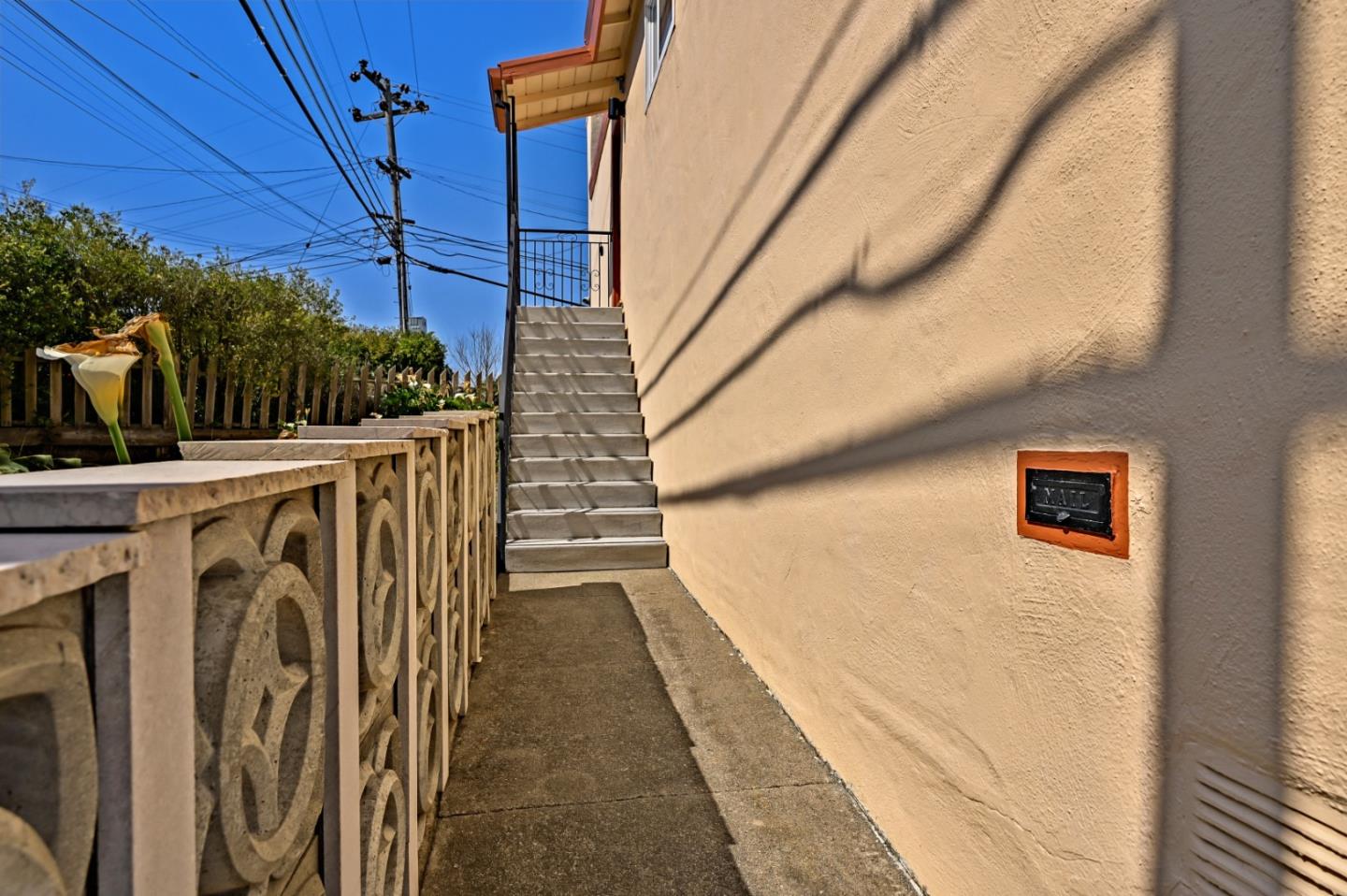 294 Canyon DR