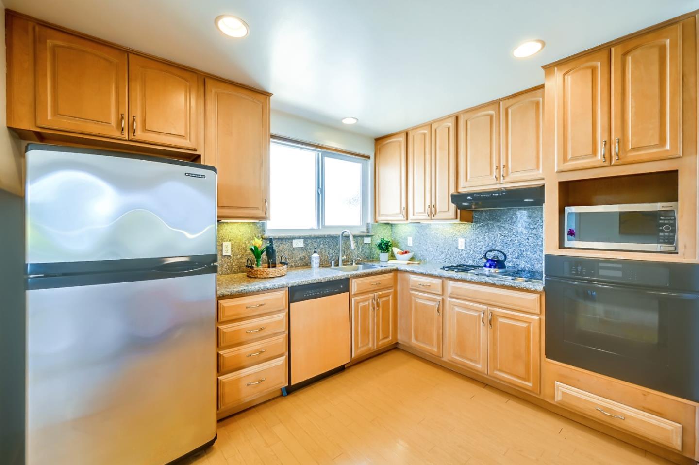 294 Canyon DR