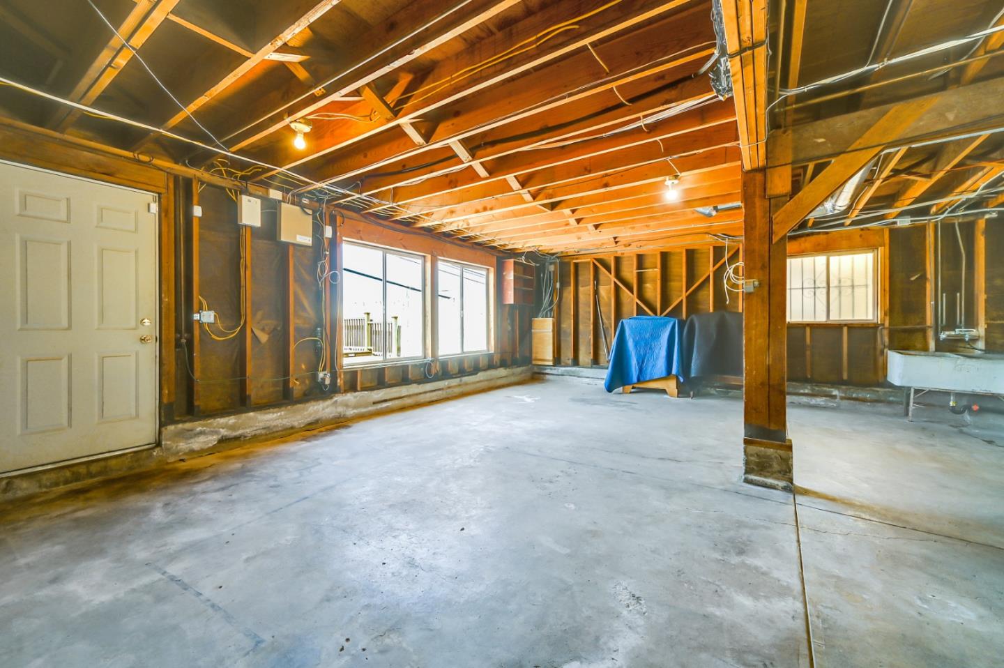 294 Canyon DR