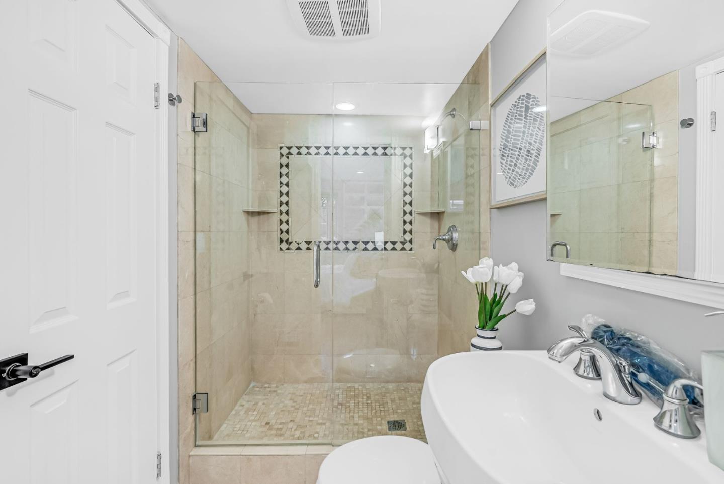 991 Wyandotte Avenue