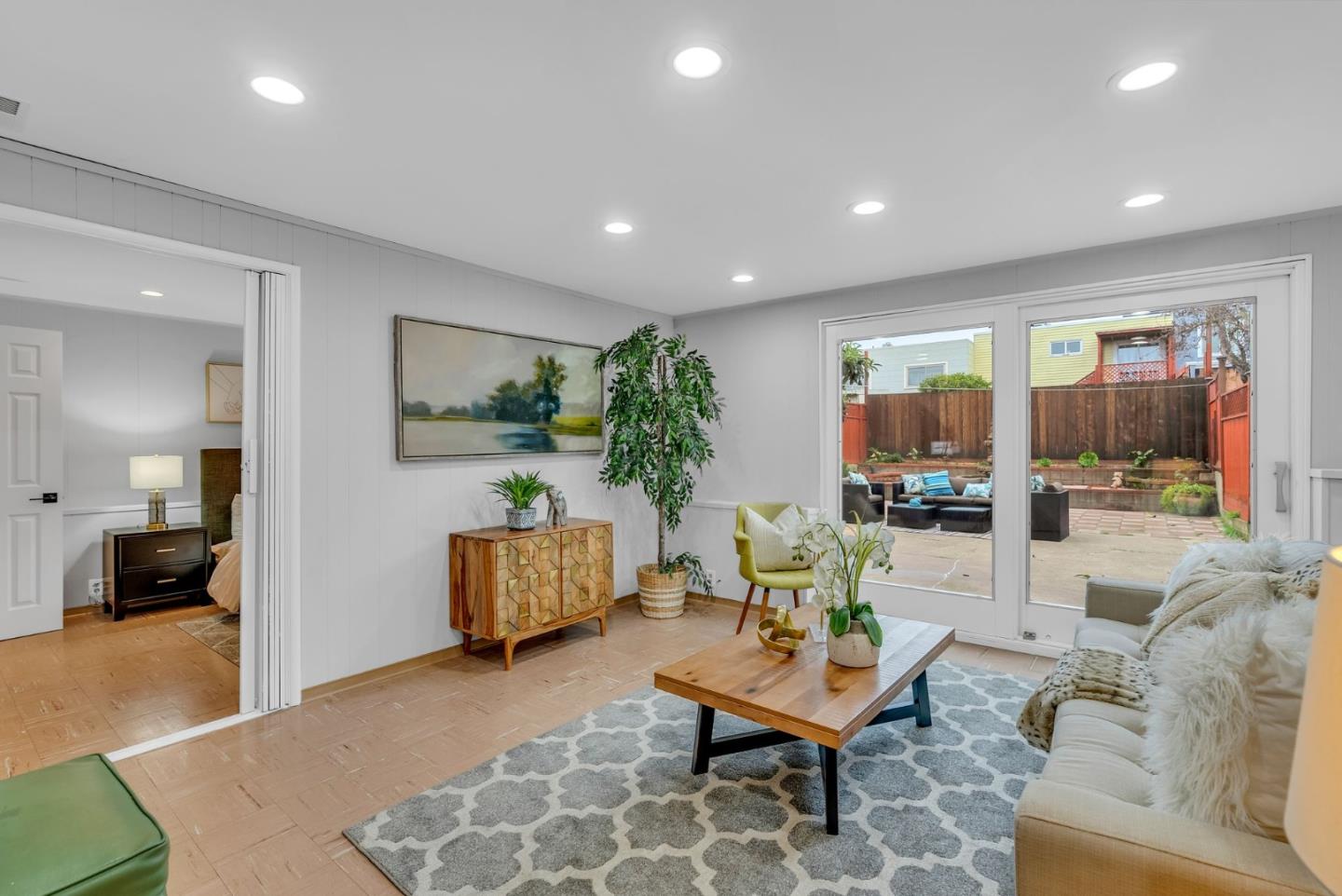 991 Wyandotte Avenue