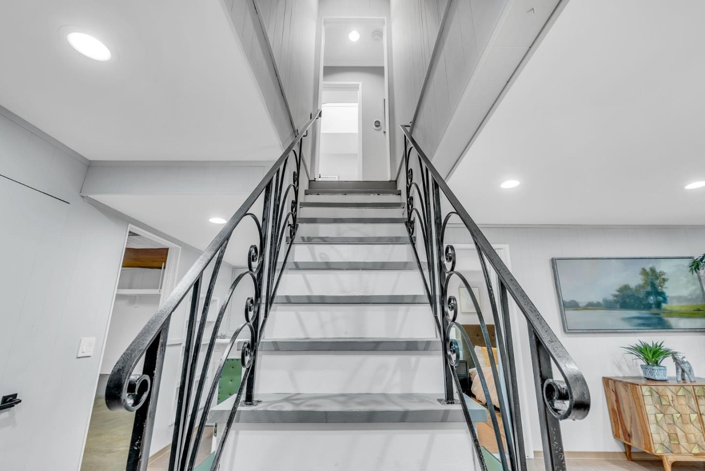 991 Wyandotte Avenue