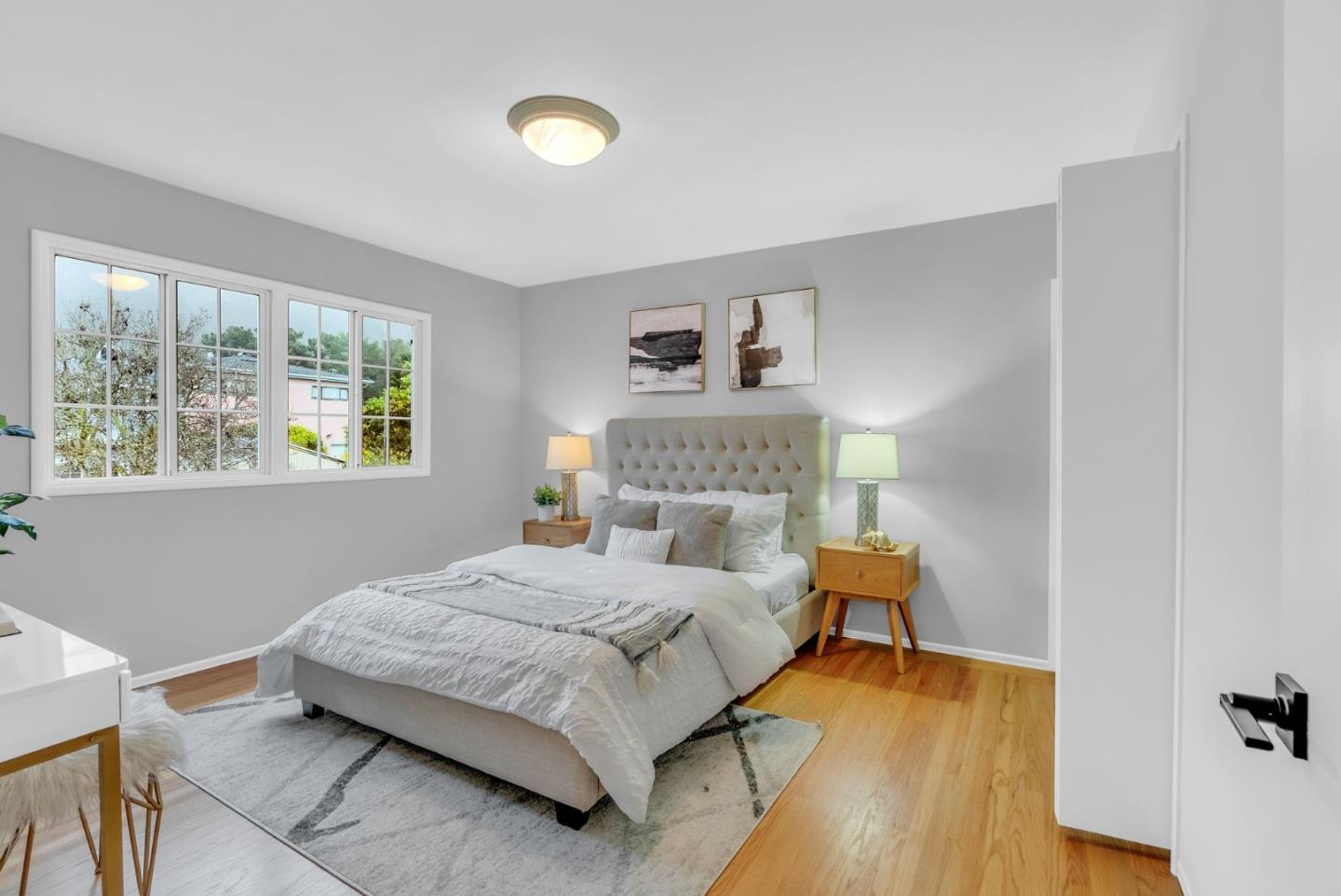 991 Wyandotte Avenue