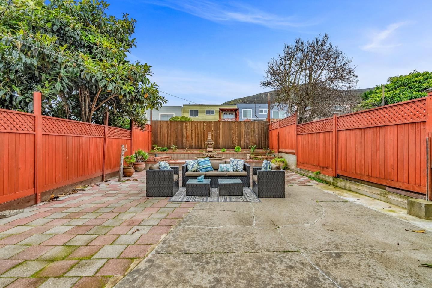 991 Wyandotte Avenue