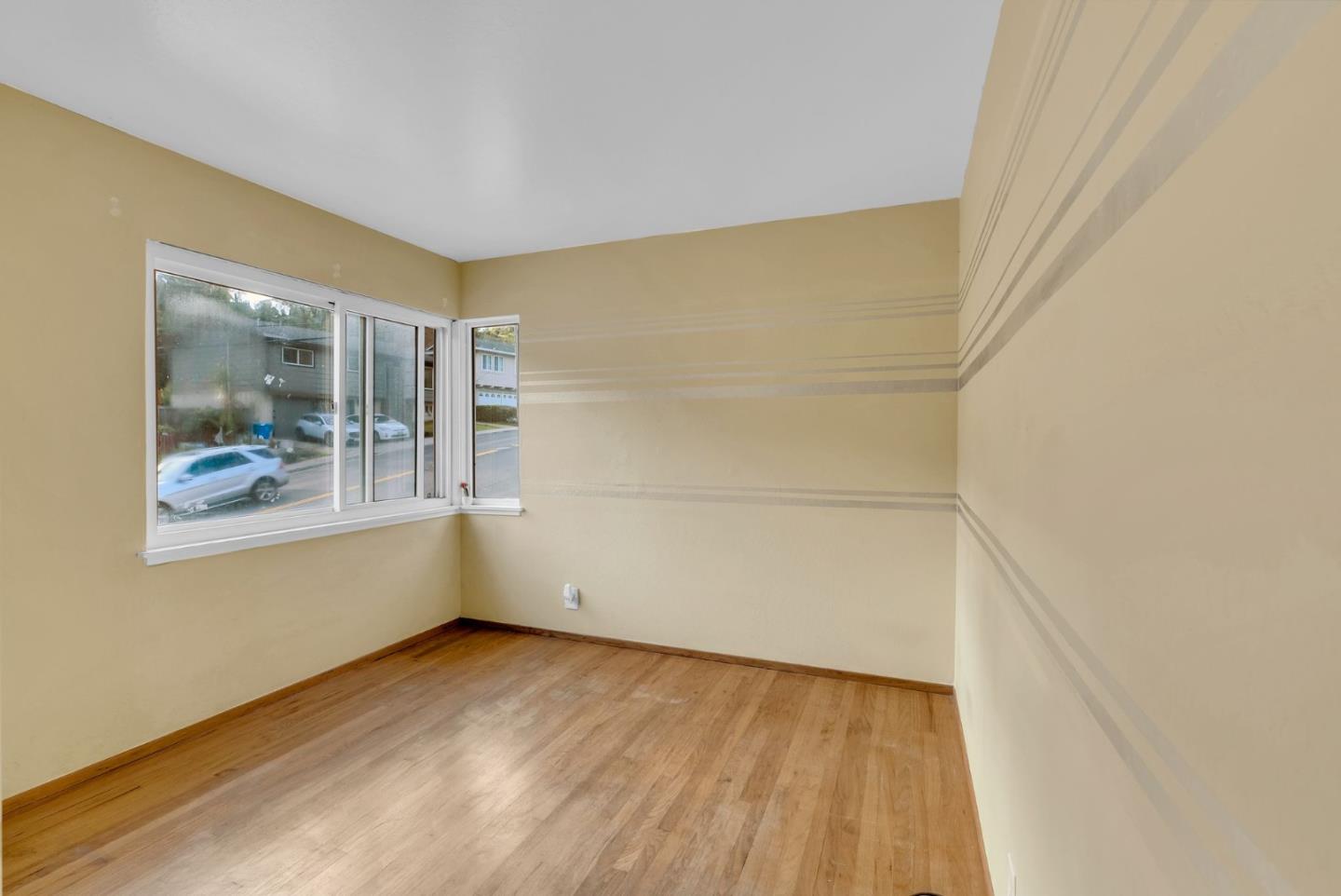 1546 Terra Nova BLVD