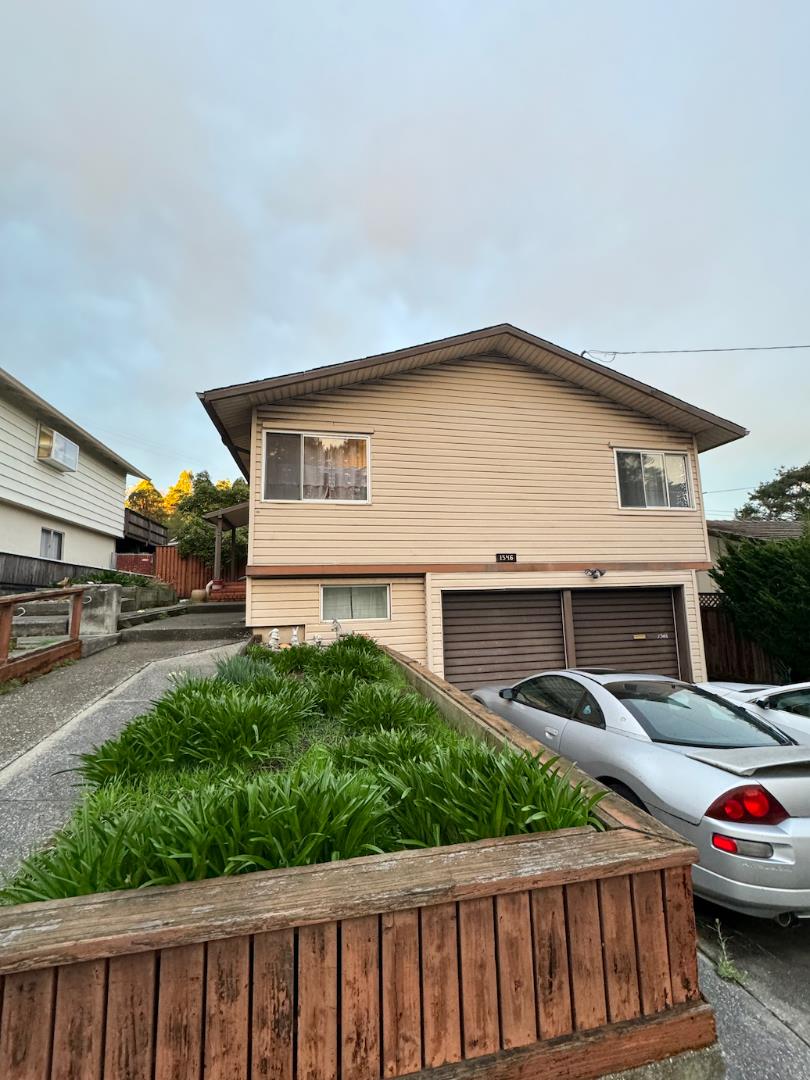 1546 Terra Nova BLVD