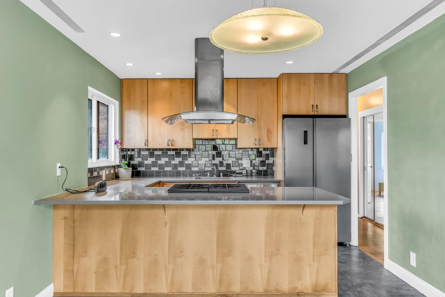 1546 Terra Nova BLVD