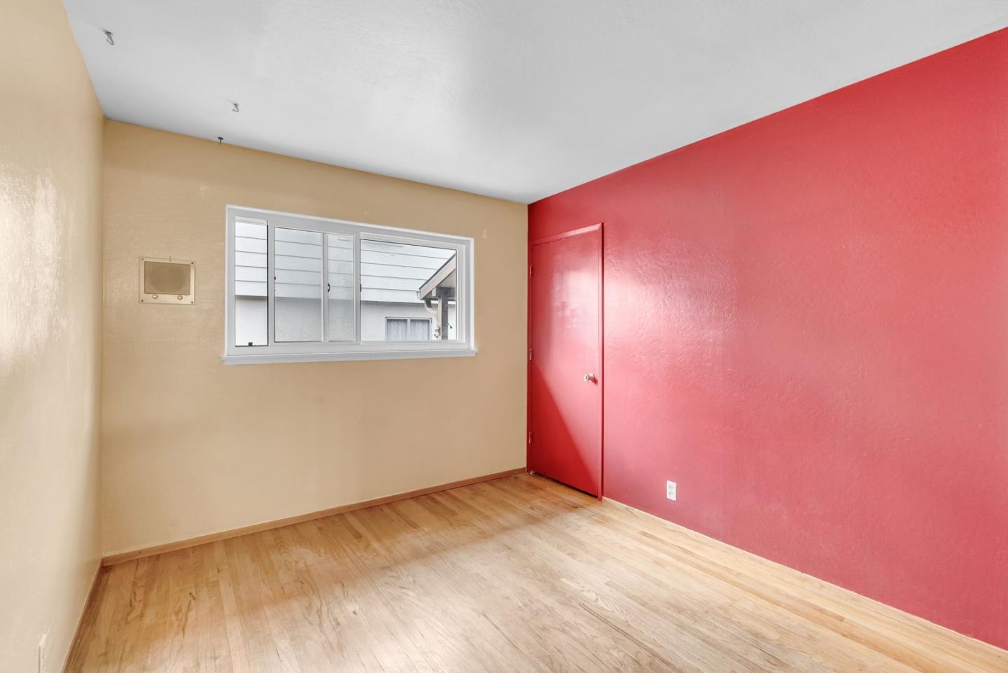 1546 Terra Nova BLVD