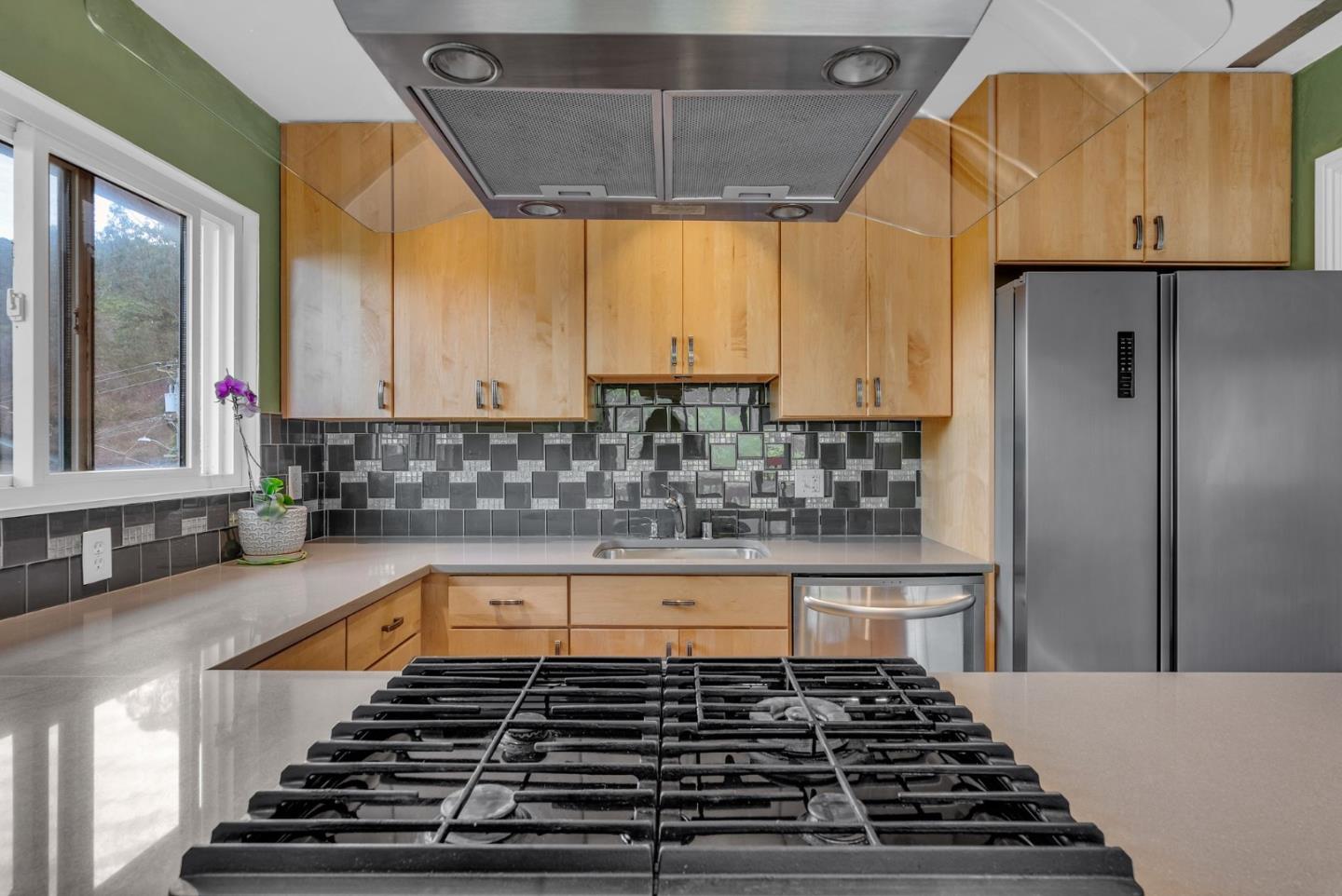 1546 Terra Nova BLVD