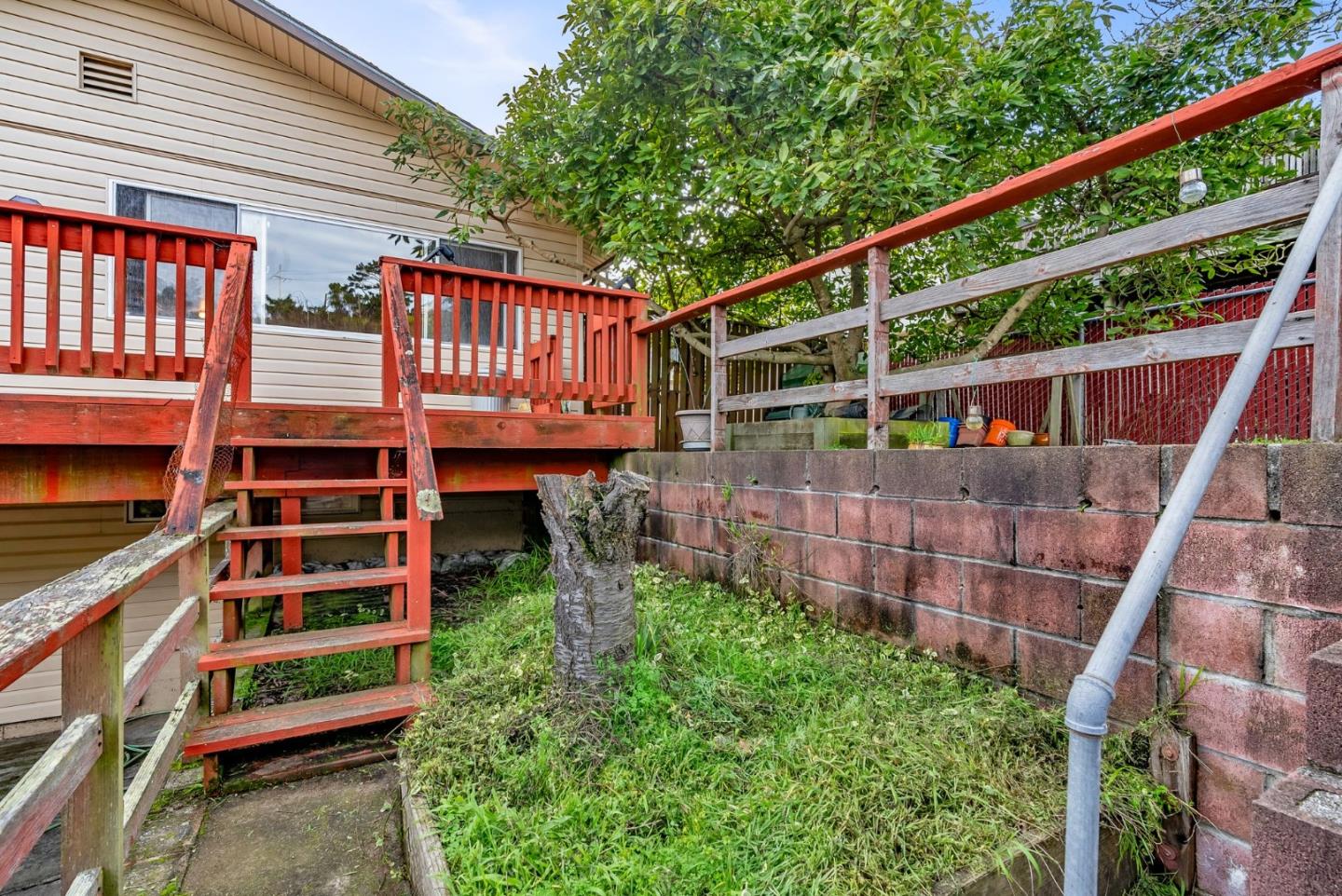 1546 Terra Nova BLVD