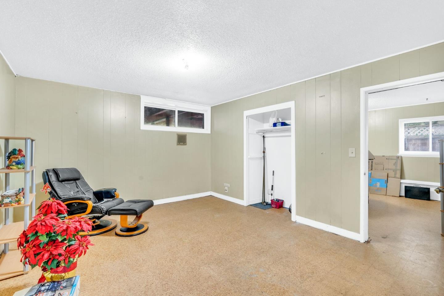 1546 Terra Nova BLVD