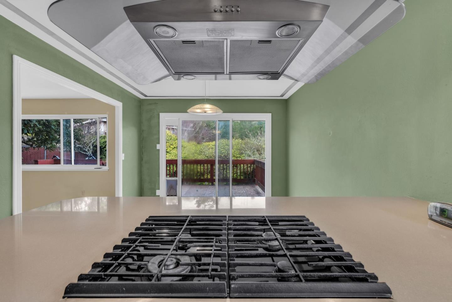 1546 Terra Nova BLVD