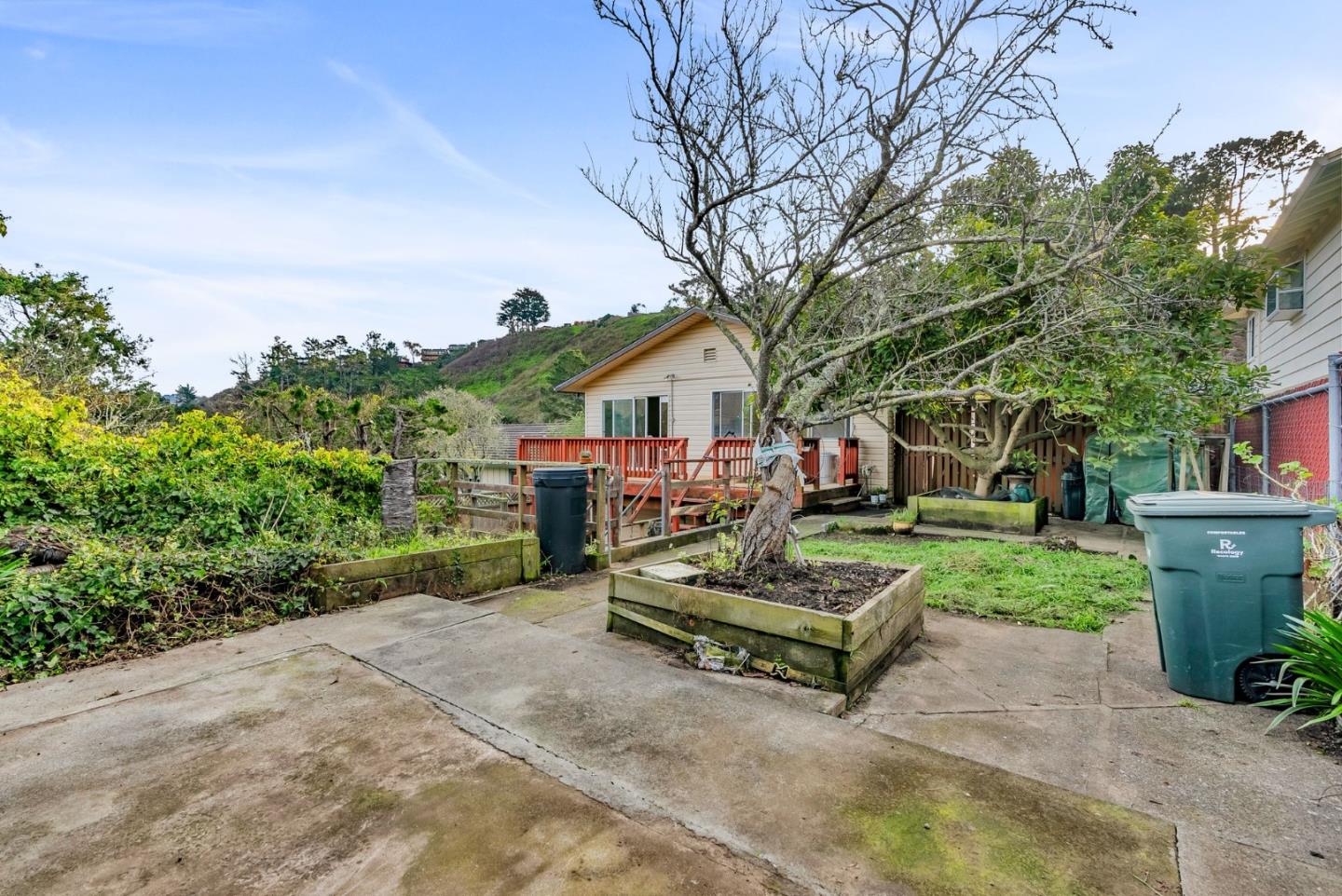 1546 Terra Nova BLVD