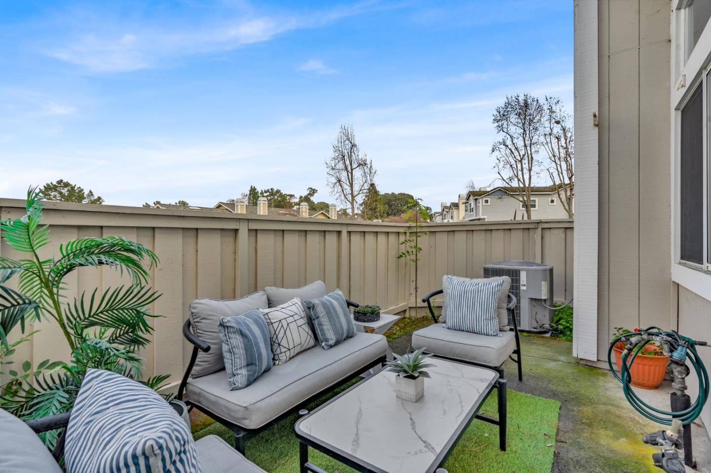 1546 Terra Nova BLVD